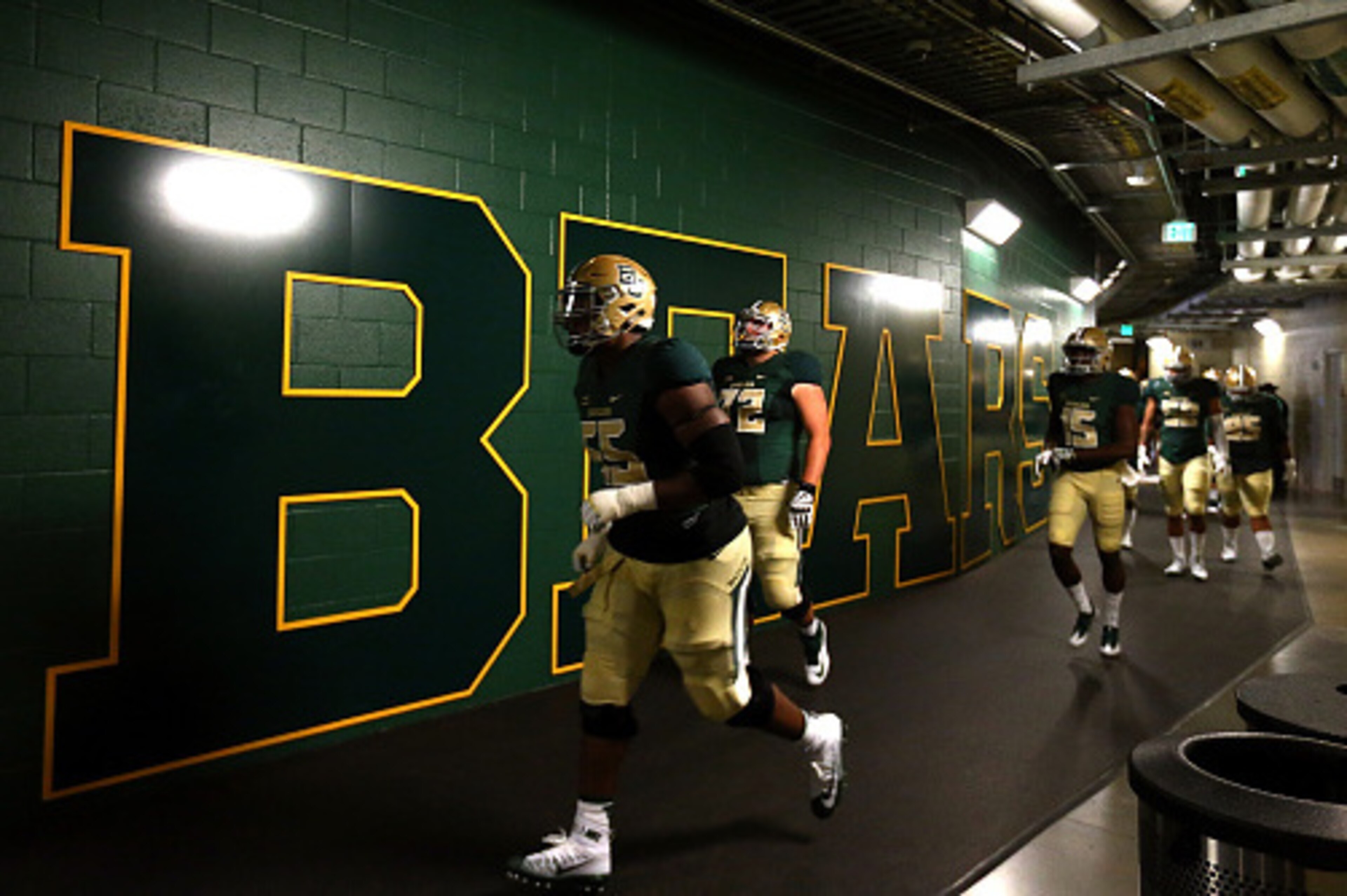 WACO, TX - SEPTEMBER 02:  The Baylor Bears run to the field before a game against the Northwestern State Demons at McLane Stadium on September 2, 2016 in Waco, Texas.  (Photo by Ronald Martinez/Getty Images)