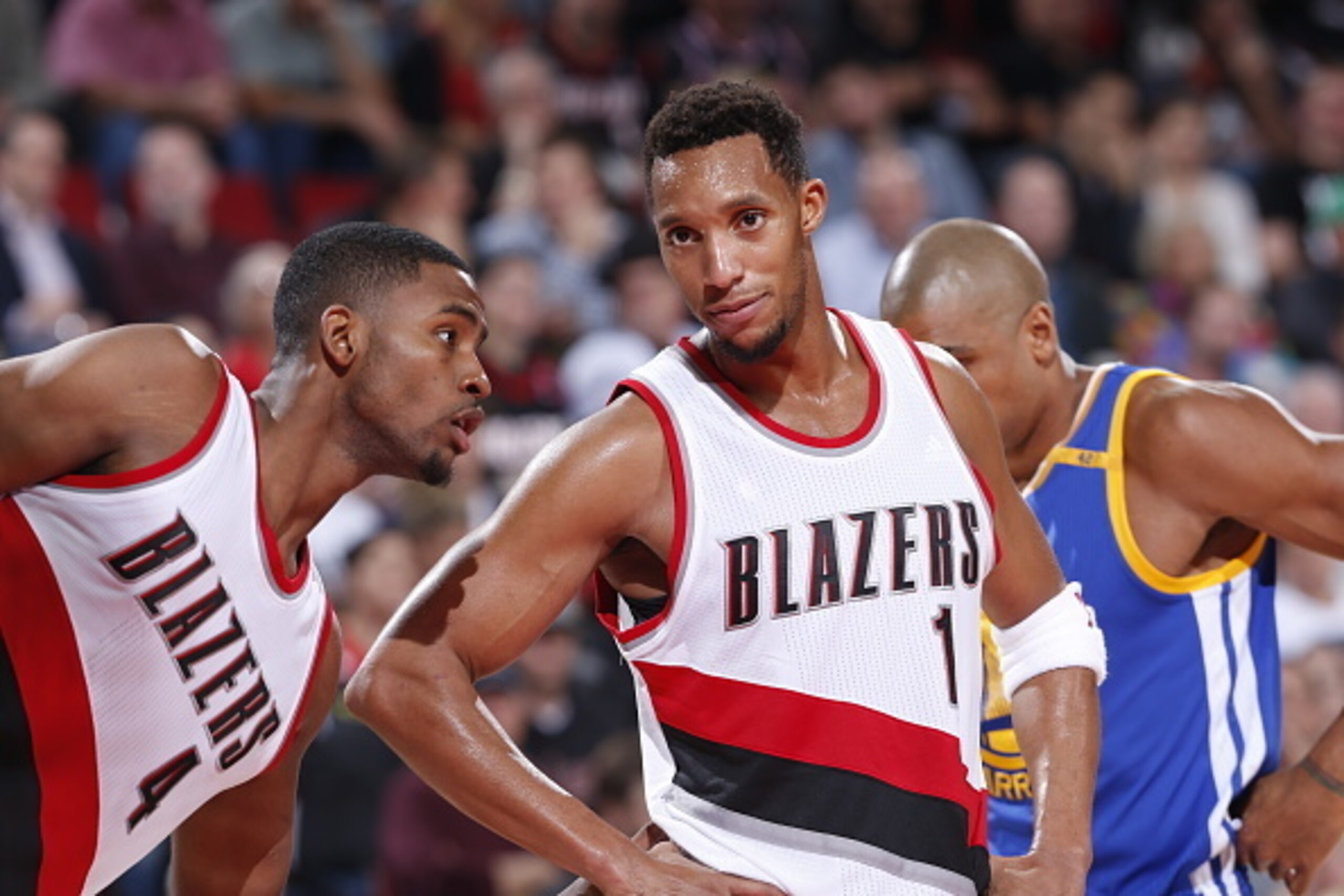 PORTLAND, OR - NOVEMBER 1: Evan Turner #1 of the Portland Trail Blazers talks with Maurice Harkless #4 during the game against the Golden State Warriors on November 1, 2016 at the Moda Center Arena in Portland, Oregon. NOTE TO USER: User expressly acknow PORTLAND, OR - NOVEMBER 1: Evan Turner #1 of the Portland Trail Blazers talks with Maurice Harkless #4 during the game against the Golden State Warriors on November 1, 2016 at the Moda Center Arena in Portland, Oregon. NOTE TO USER: User expressly acknow