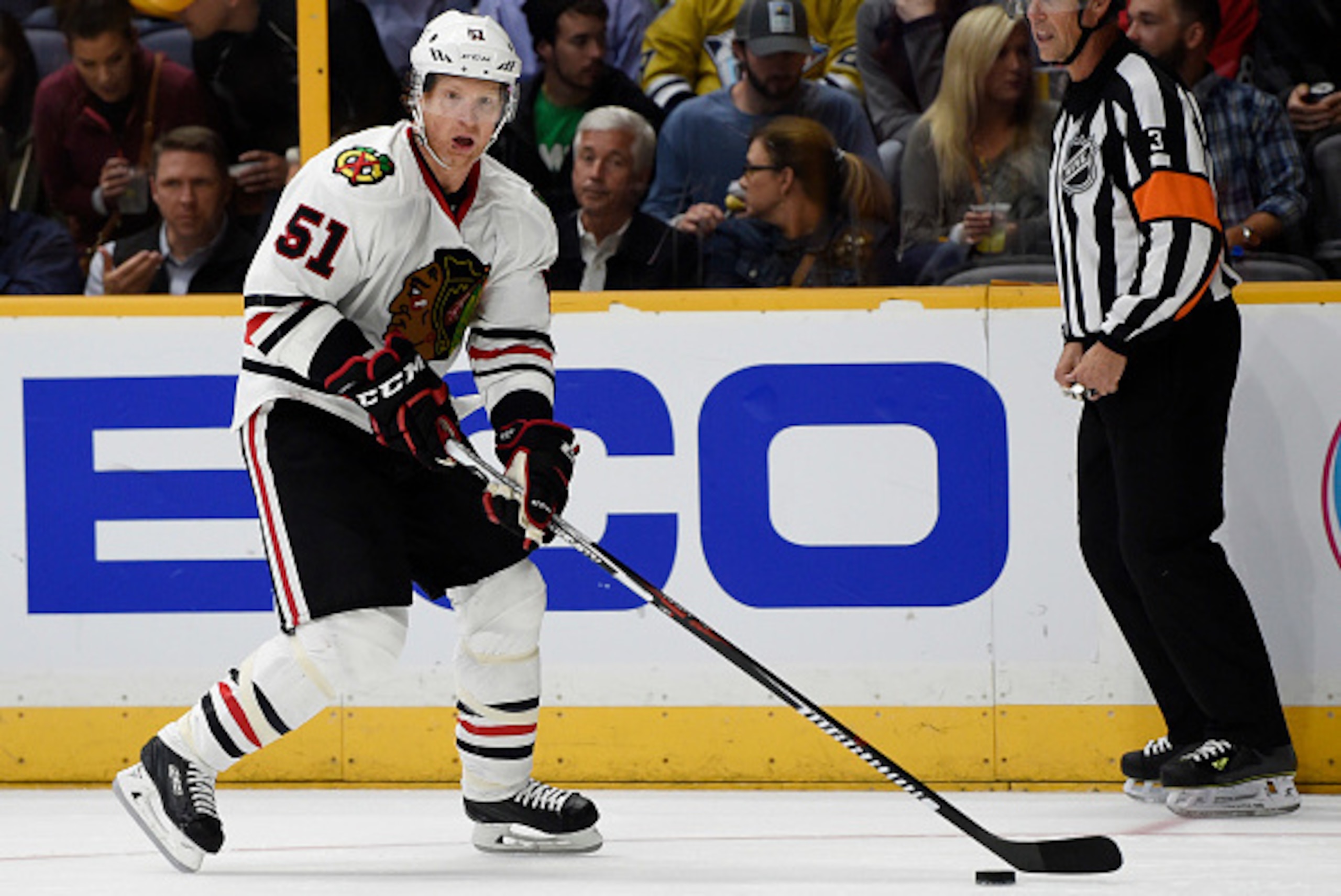 NASHVILLE, TN - OCTOBER 14: Brian Campbell #51 of the Chicago Blackhawks against the Nashville Predators at Bridgestone Arena on October 14, 2016 in Nashville, Tennessee. (Photo by Sanford Myers/Getty Images) *** Local Caption ***Brian Campbell 'n'n NASHVILLE, TN - OCTOBER 14: Brian Campbell #51 of the Chicago Blackhawks against the Nashville Predators at Bridgestone Arena on October 14, 2016 in Nashville, Tennessee. (Photo by Sanford Myers/Getty Images) *** Local Caption ***Brian Campbell 'n'n