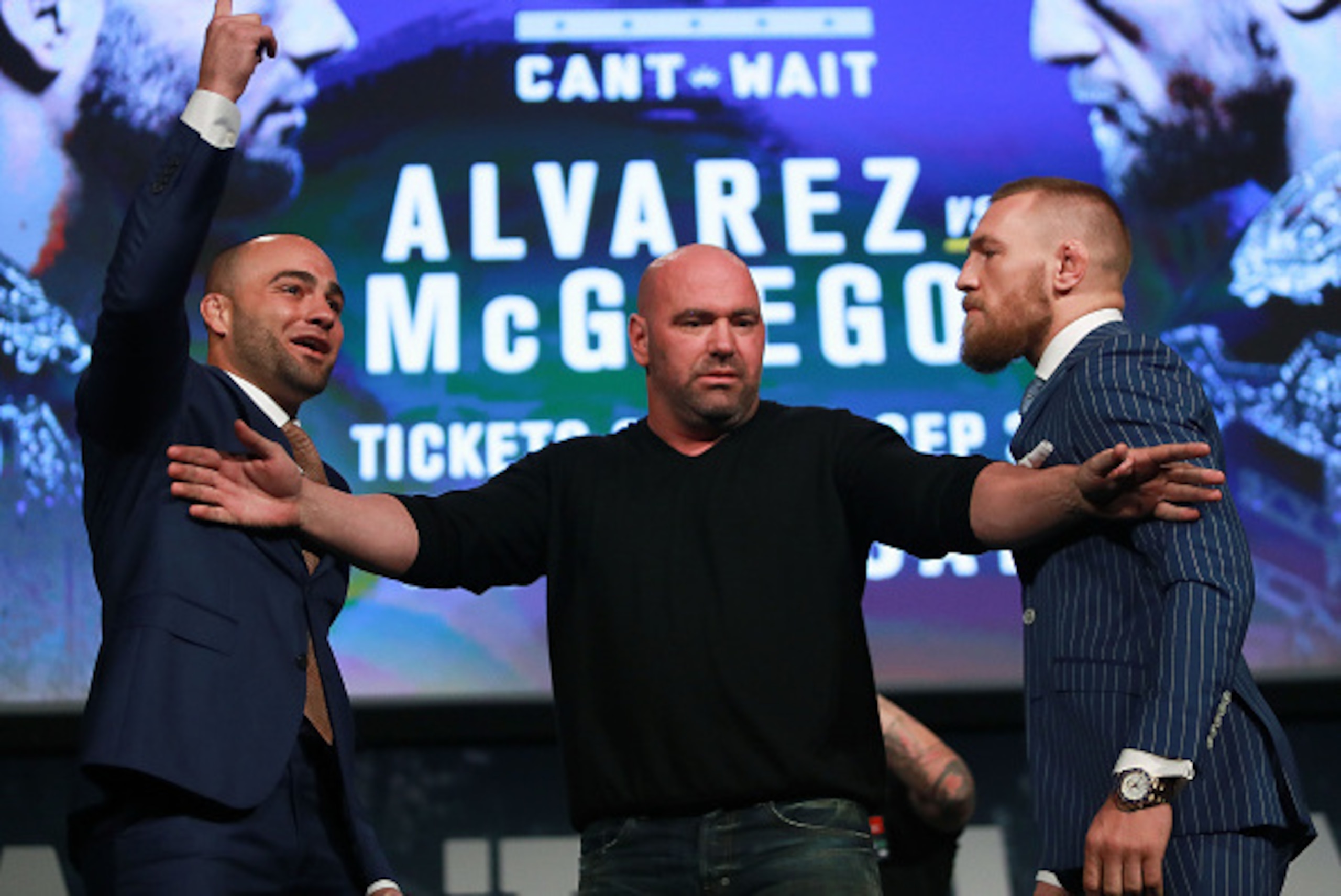 NEW YORK, NY - SEPTEMBER 27:  Conor McGregor and Eddie Alvarez face-off as UFC president Dana White breaks them up at the UFC 205 press conference at The Theater at Madison Square Garden on September 27, 2016 in New York City.  (Photo by Michael Reaves/Ge