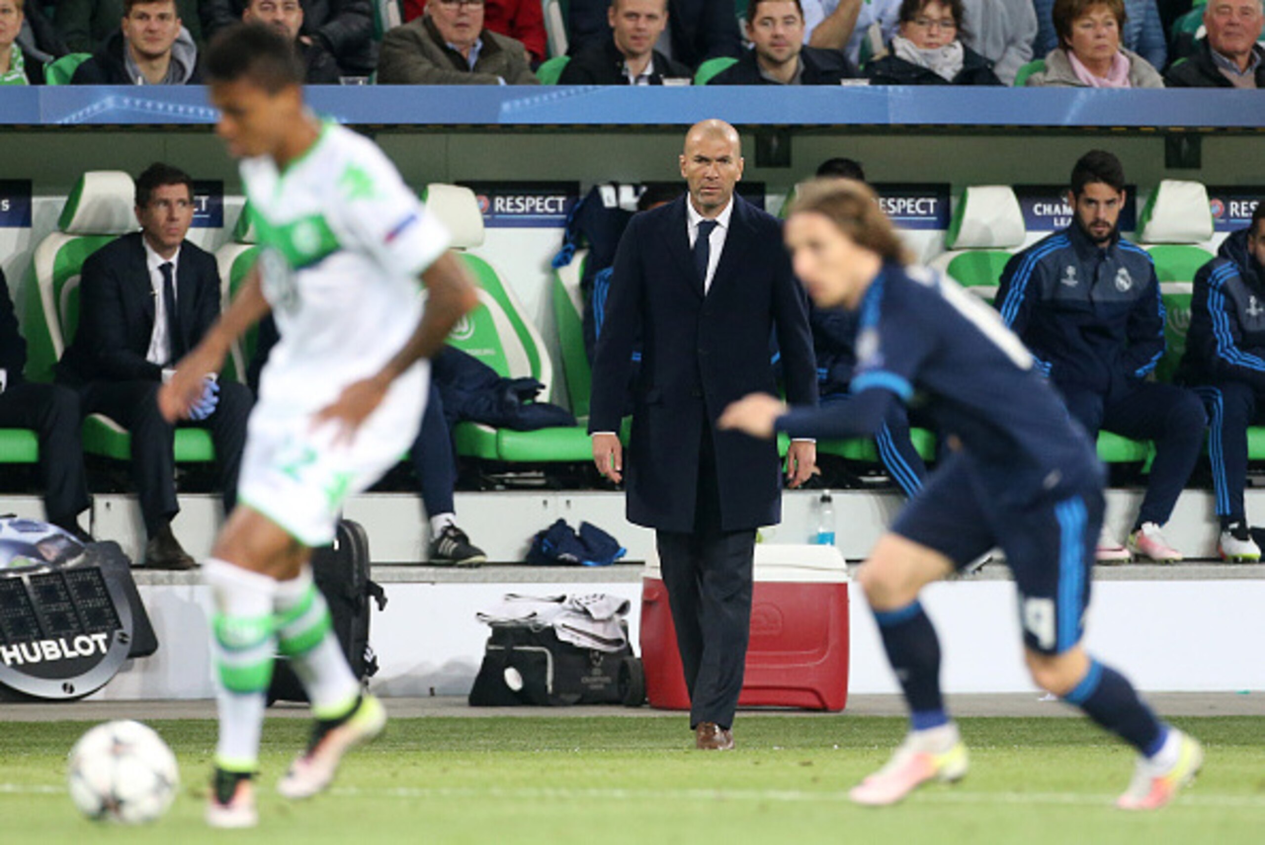 WOLFSBURG, GERMANY - APRIL 6: Coach of Real Madrid Zinedine Zidane reacts during the UEFA Champions League quarter final first leg match between VfL Wolfsburg and Real Madrid at Volkswagen Arena on April 6, 2016 in Wolfsburg, Germany. (Photo by Jean Catuf