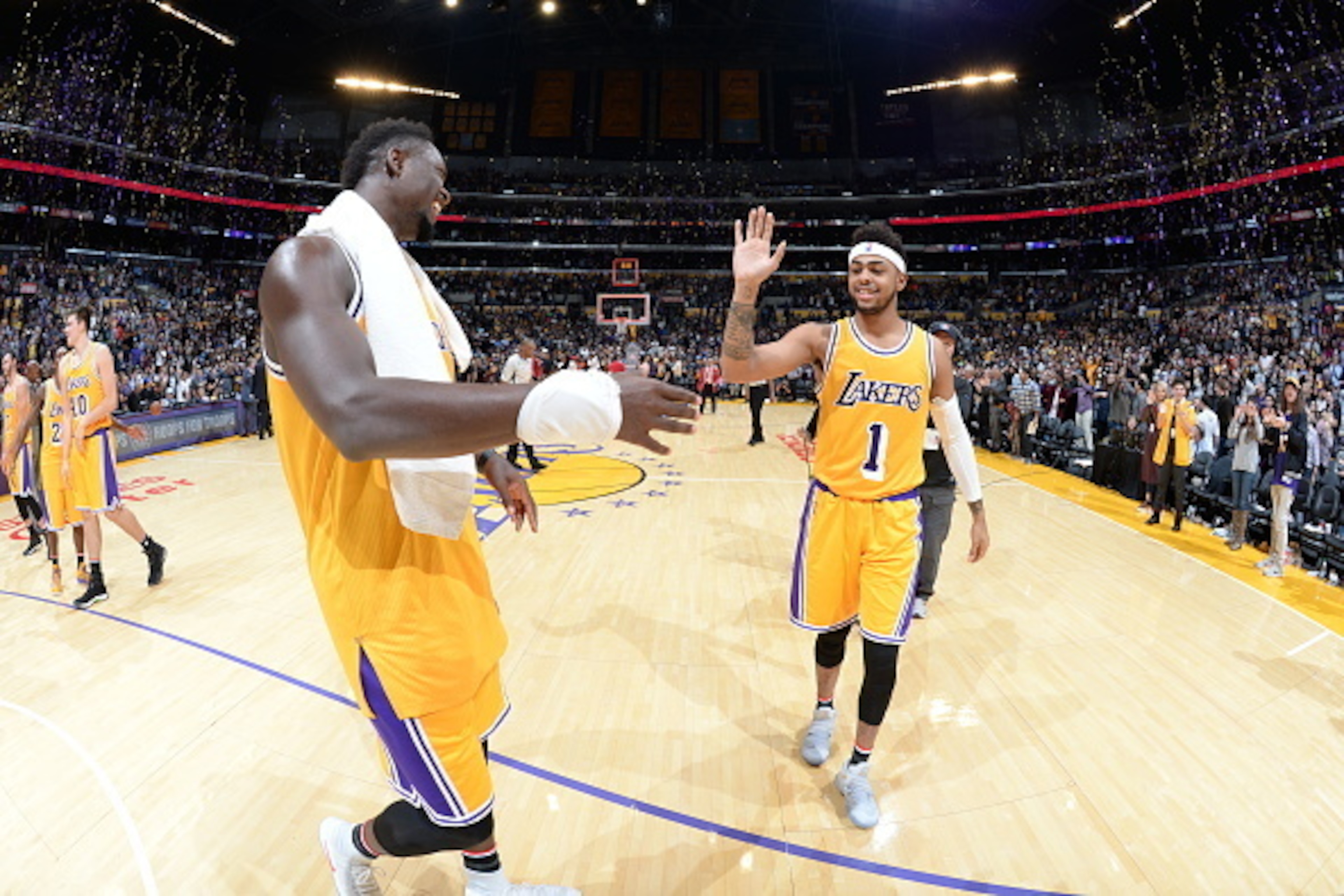 LOS ANGELES, CA - NOVEMBER 4: Julius Randle #30 and D'Angelo Russell #1 of the Los Angeles Lakers celebrate after the game against the Golden State Warriors on November 4, 2016 at STAPLES Center in Los Angeles, California. NOTE TO USER: User expressly ack LOS ANGELES, CA - NOVEMBER 4: Julius Randle #30 and D'Angelo Russell #1 of the Los Angeles Lakers celebrate after the game against the Golden State Warriors on November 4, 2016 at STAPLES Center in Los Angeles, California. NOTE TO USER: User expressly ack