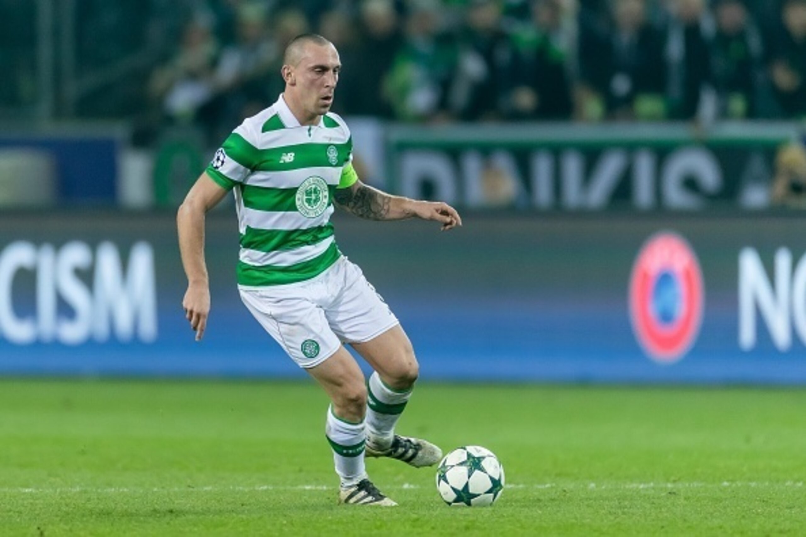 Moenchengladbach, Germany 01.11.2016, UEFA Champions League - 2016/17 Season, Group C - Matchday 4,  Borussia Moenchengladbach - Celtic Glasgow, feature, Scott Brown (CGL)   (Photo by TF-Images/Getty Images)