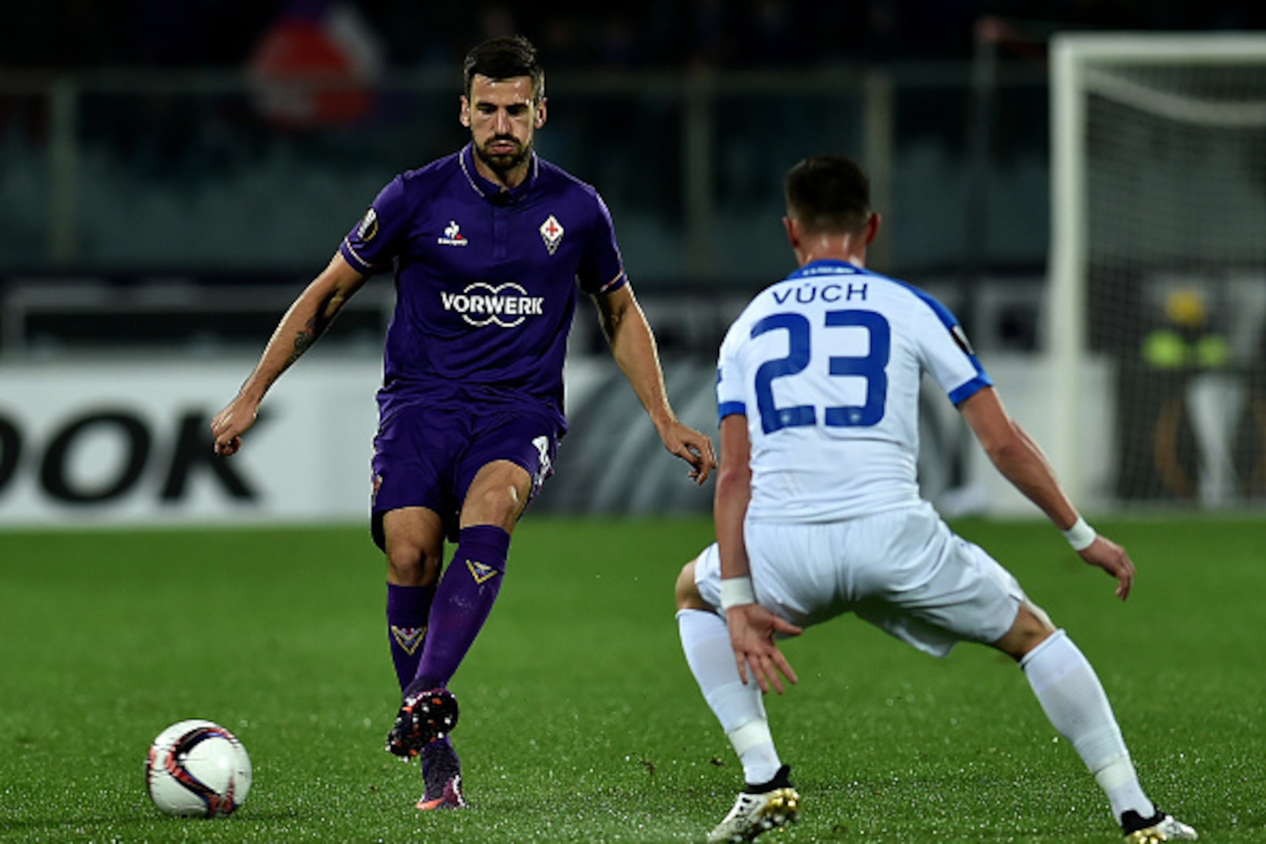 FC Slovan Liberec midfielder  Egon Vuch  from Czech Republic (R) fights for the ball with  Fiorentina's defender from Serbia Nenad Tomovic during the Europa League football match ACF Fiorentina vs FC Slovan Liberec on November 3, 2016 at Artemio Franchi s