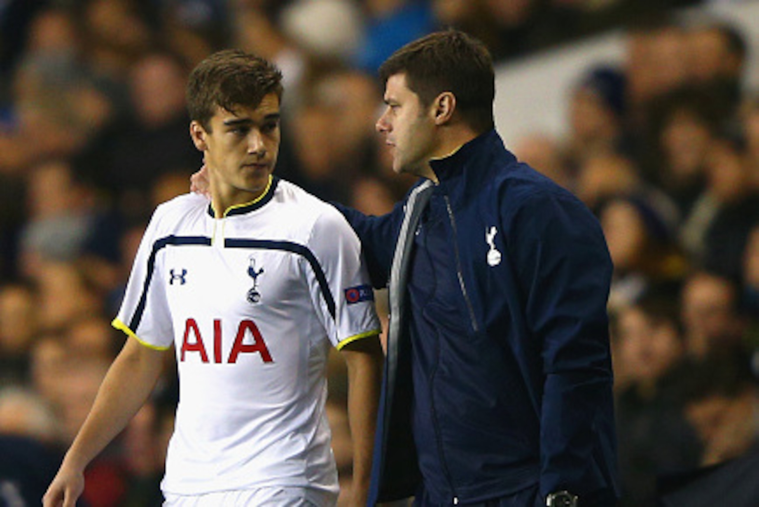 LONDON, ENGLAND - NOVEMBER 27: Manager Mauricio Pochettino of Spurs speaks to Harry Winks of Spurs as he prepares to come on as a substitute during the UEFA Europa League group C match between Tottenham Hotspur FC and FK Partizan at White Hart Lane on No LONDON, ENGLAND - NOVEMBER 27: Manager Mauricio Pochettino of Spurs speaks to Harry Winks of Spurs as he prepares to come on as a substitute during the UEFA Europa League group C match between Tottenham Hotspur FC and FK Partizan at White Hart Lane on No