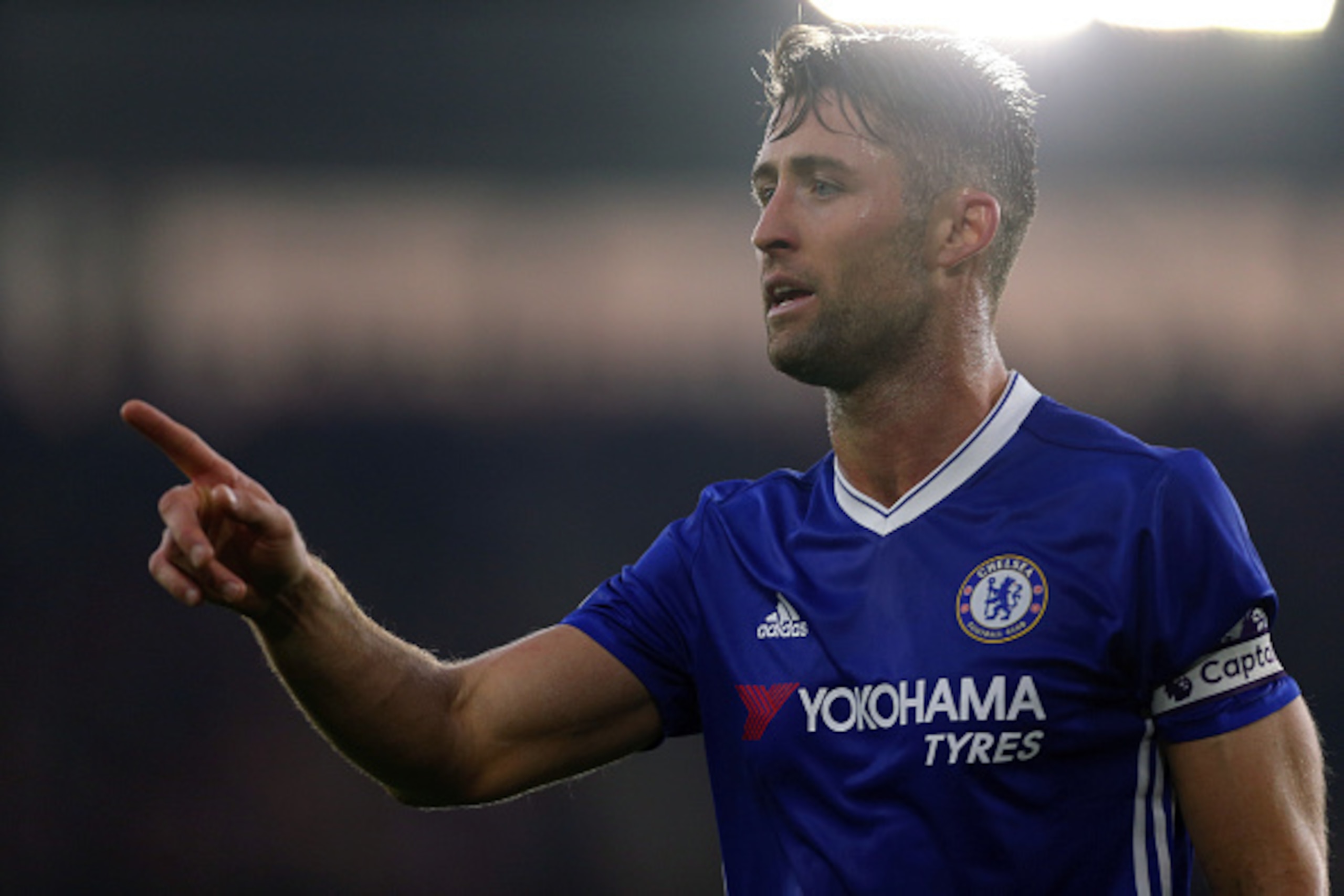 SOUTHAMPTON, ENGLAND - OCTOBER 30: Gary Cahill of Chelsea during the Premier League match between Southampton and Chelsea at St Mary's Stadium on October 30, 2016 in Southampton, England. (Photo by Catherine Ivill - AMA/Getty Images)