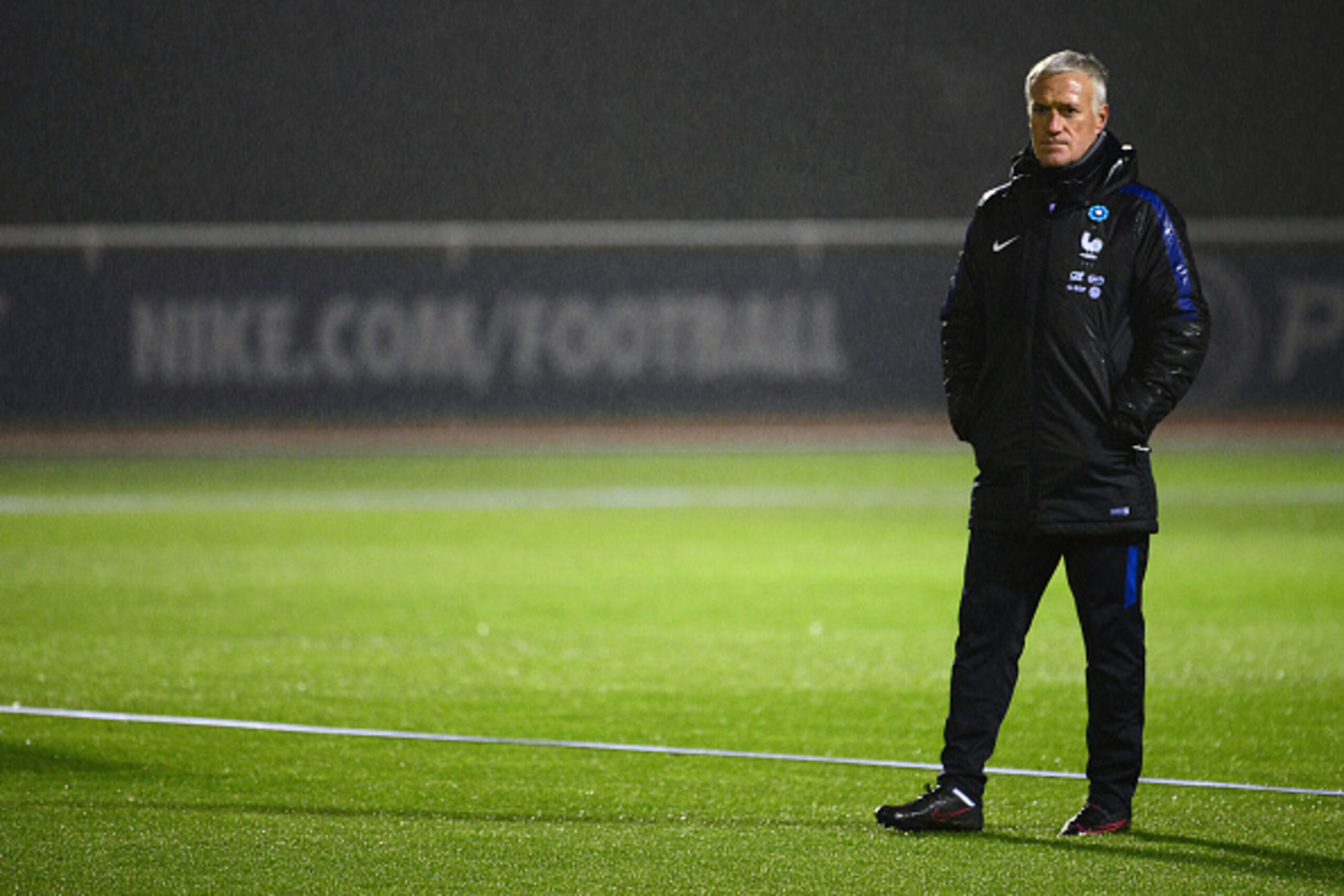 CLAIREFONTAINE, FRANCE - NOVEMBER 12:  French Football Team head coach Didier Deschamps during the training session on November 12, 2016 in Clairefontaine, France. The training session comes before the upcoming friendly match against Ivory Coast next tues