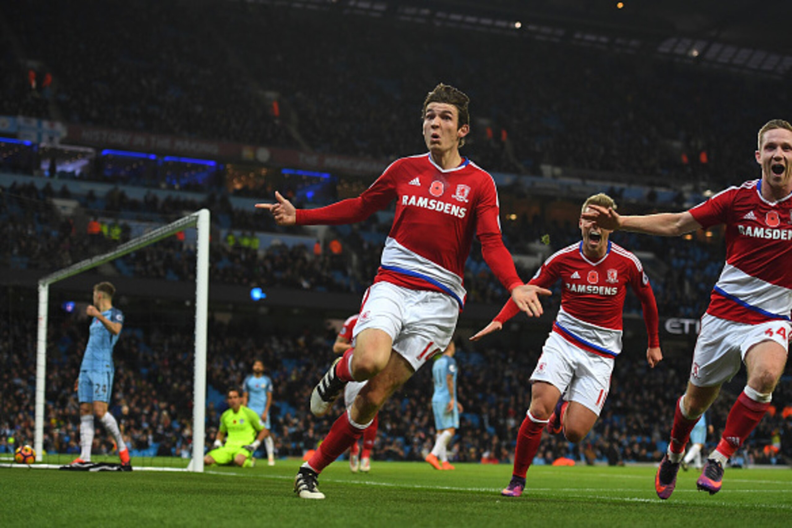 MANCHESTER, ENGLAND - NOVEMBER 05: Marten de Roon of Middlesbrough celebrates scoring the equalising goal during the Premier League match between Manchester City and Middlesbrough at Etihad Stadium on November 5, 2016 in Manchester, England.  (Photo by La