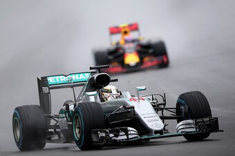 SAO PAULO, BRAZIL - NOVEMBER 13:  Lewis Hamilton of Great Britain driving the (44) Mercedes AMG Petronas F1 Team Mercedes F1 WO7 Mercedes PU106C Hybrid turbo, Nico Rosberg of Germany driving the (6) Mercedes AMG Petronas F1 Team Mercedes F1 WO7 Mercedes P