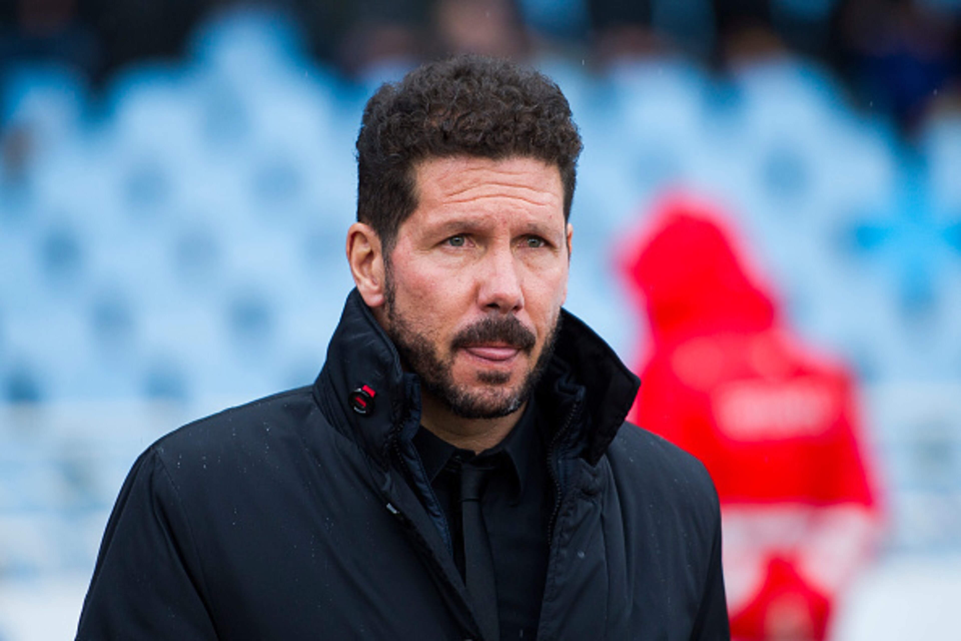 SAN SEBASTIAN, SPAIN - NOVEMBER 05:  Head coach Diego Simeone of Atletico Madrid reacts on prior to the start the La Liga match between Real Sociedad de Futbol and Atletico Madrid at Estadio Anoeta on November 5, 2016 in San Sebastian, Spain.  (Photo by J