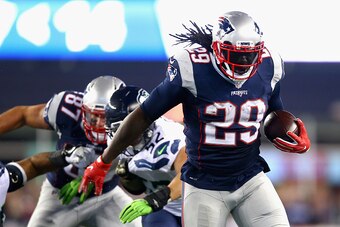 FOXBORO, MA - NOVEMBER 13:  LeGarrette Blount #29 of the New England Patriots carries the ball during the second quarter of a game against the Seattle Seahawks at Gillette Stadium on November 13, 2016 in Foxboro, Massachusetts.  (Photo by Adam Glanzman/Ge