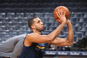 MEMPHIS, TN - FEBRUARY 8:  Brandan Wright #34 of the Memphis Grizzlies warms up before the game against the Portland Trail Blazers on February 8, 2016 at FedExForum in Memphis, Tennessee. NOTE TO USER: User expressly acknowledges and agrees that, by downl