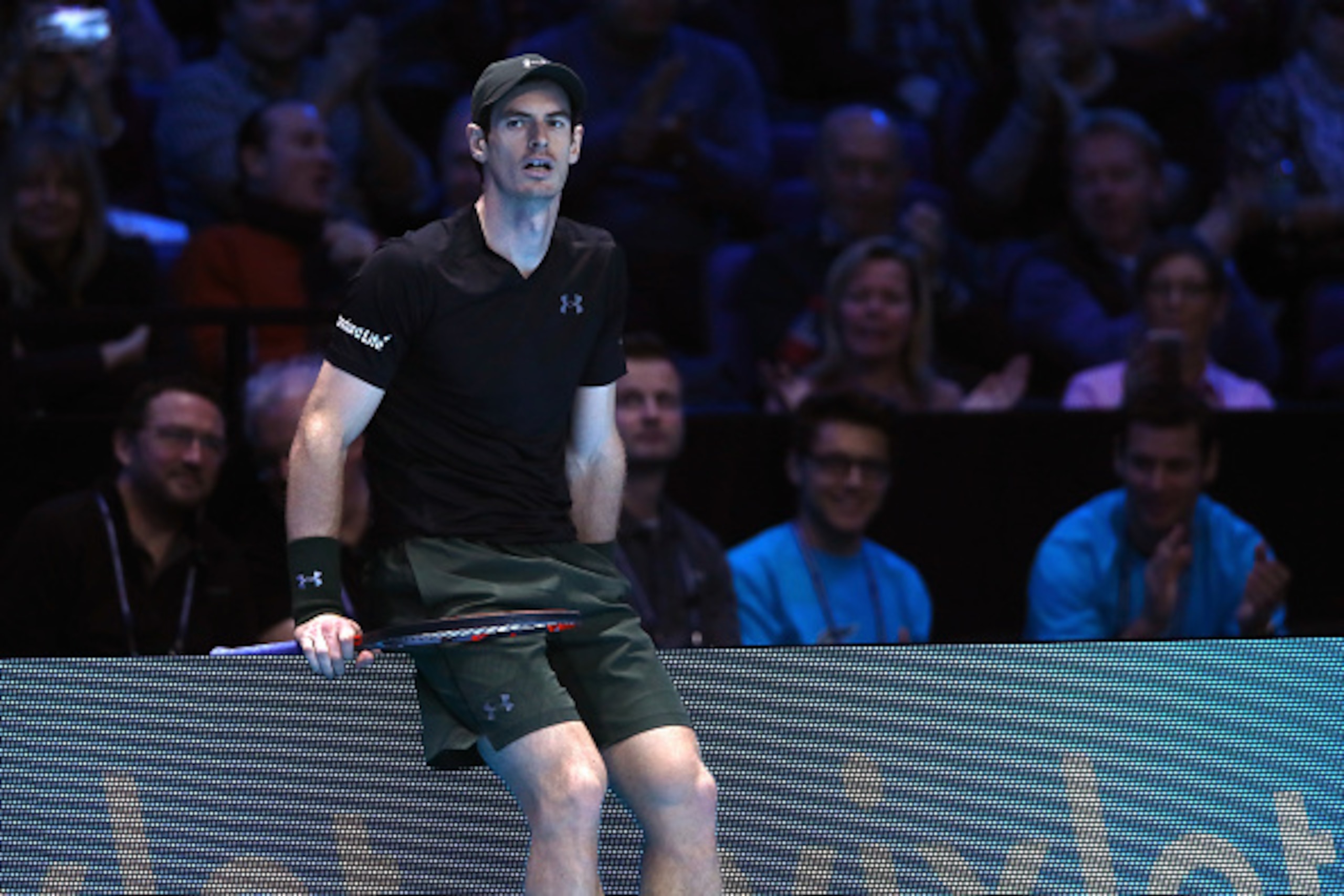 LONDON, ENGLAND - NOVEMBER 16:  Andy Murray of Great Britain reacts during his mens singles match against Kei Nishikori of Japan on day four of the ATP World Tour Finals at O2 Arena on November 16, 2016 in London, England.  (Photo by Clive Brunskill/Getty