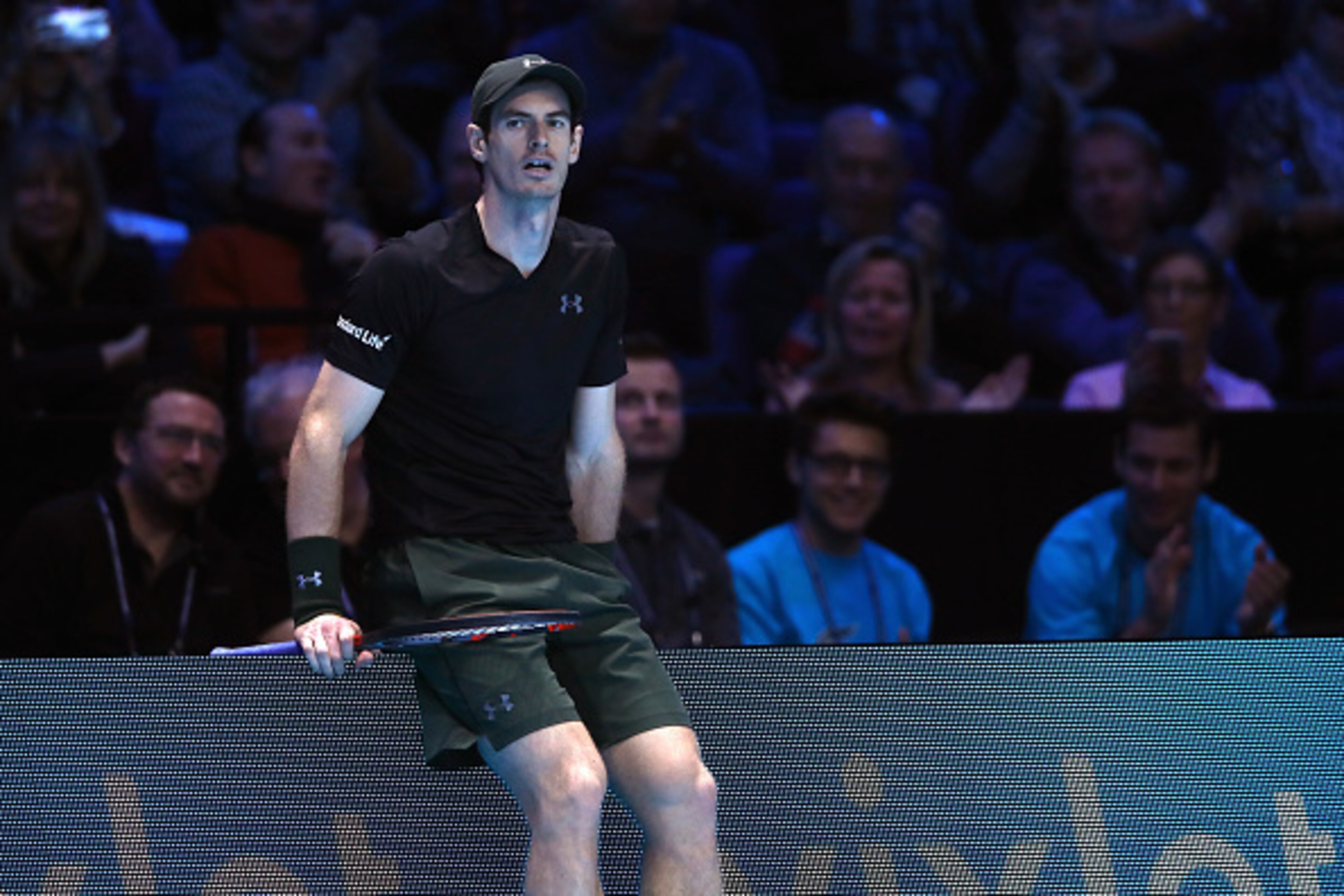 LONDON, ENGLAND - NOVEMBER 16:  Andy Murray of Great Britain reacts during his mens singles match against Kei Nishikori of Japan on day four of the ATP World Tour Finals at O2 Arena on November 16, 2016 in London, England.  (Photo by Clive Brunskill/Getty