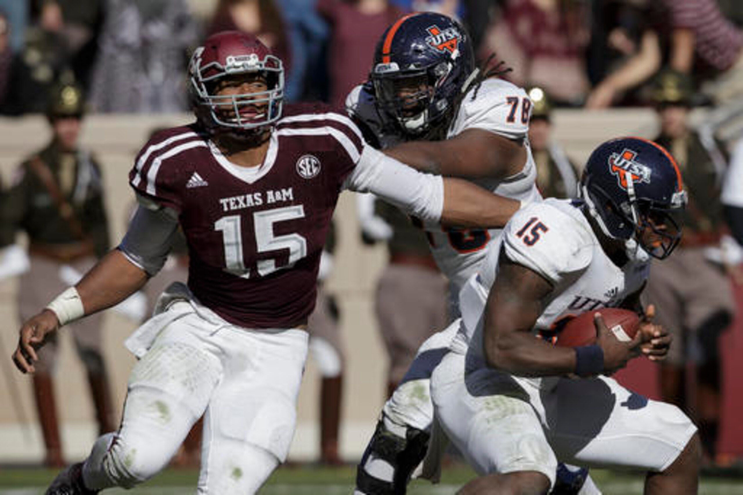 Myles Garrett dominated for Texas A&M in its win over Texas-San Antonio. Myles Garrett dominated for Texas A&M in its win over Texas-San Antonio.