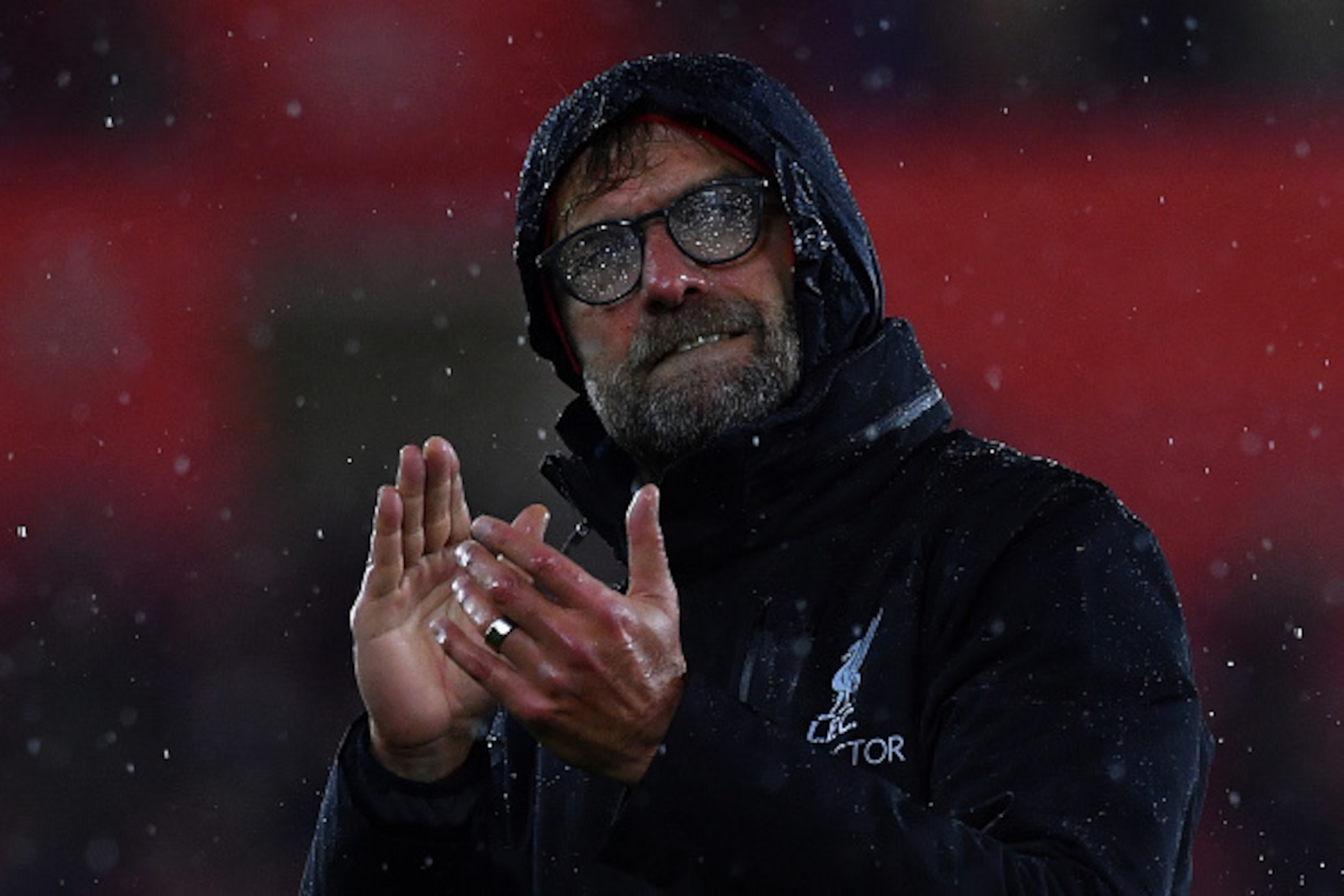 Rain covers the glasses of Liverpool's German manager Jurgen Klopp as he applauds the fans following the English Premier League football match between Southampton and Liverpool at St Mary's Stadium in Southampton, southern England on November 19, 2016.
Th
