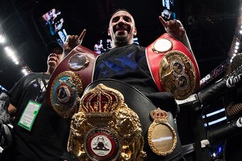 LAS VEGAS, NV - NOVEMBER 19:   Andre Ward celebrates after his unanimous-decision victory over Sergey Kovalev in their light heavyweight title bout at T-Mobile Arena on November 19, 2016 in Las Vegas, Nevada.  (Photo by Al Bello/Getty Images)
