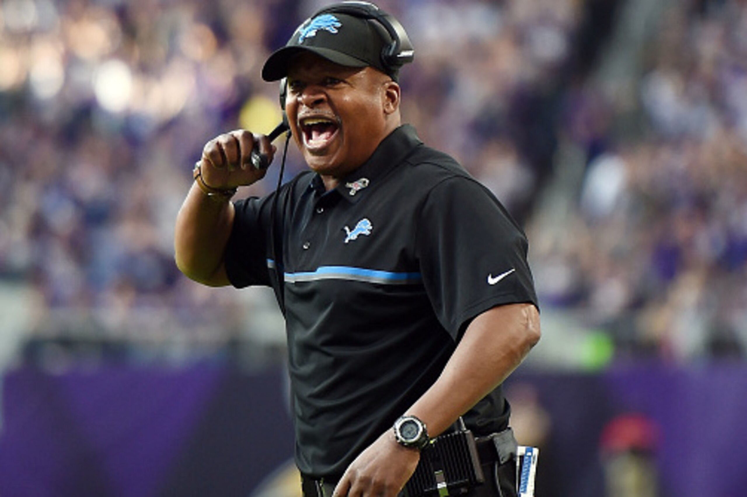 MINNEAPOLIS, MN - NOVEMBER 06:  Head coach Jim Caldwell of the Detroit Lions reacts to an officials call during a game against the Minnesota Vikings at U.S. Bank Stadium on November 6, 2016 in Minneapolis, Minnesota.  The Lions defeated the Vikings 22-16 