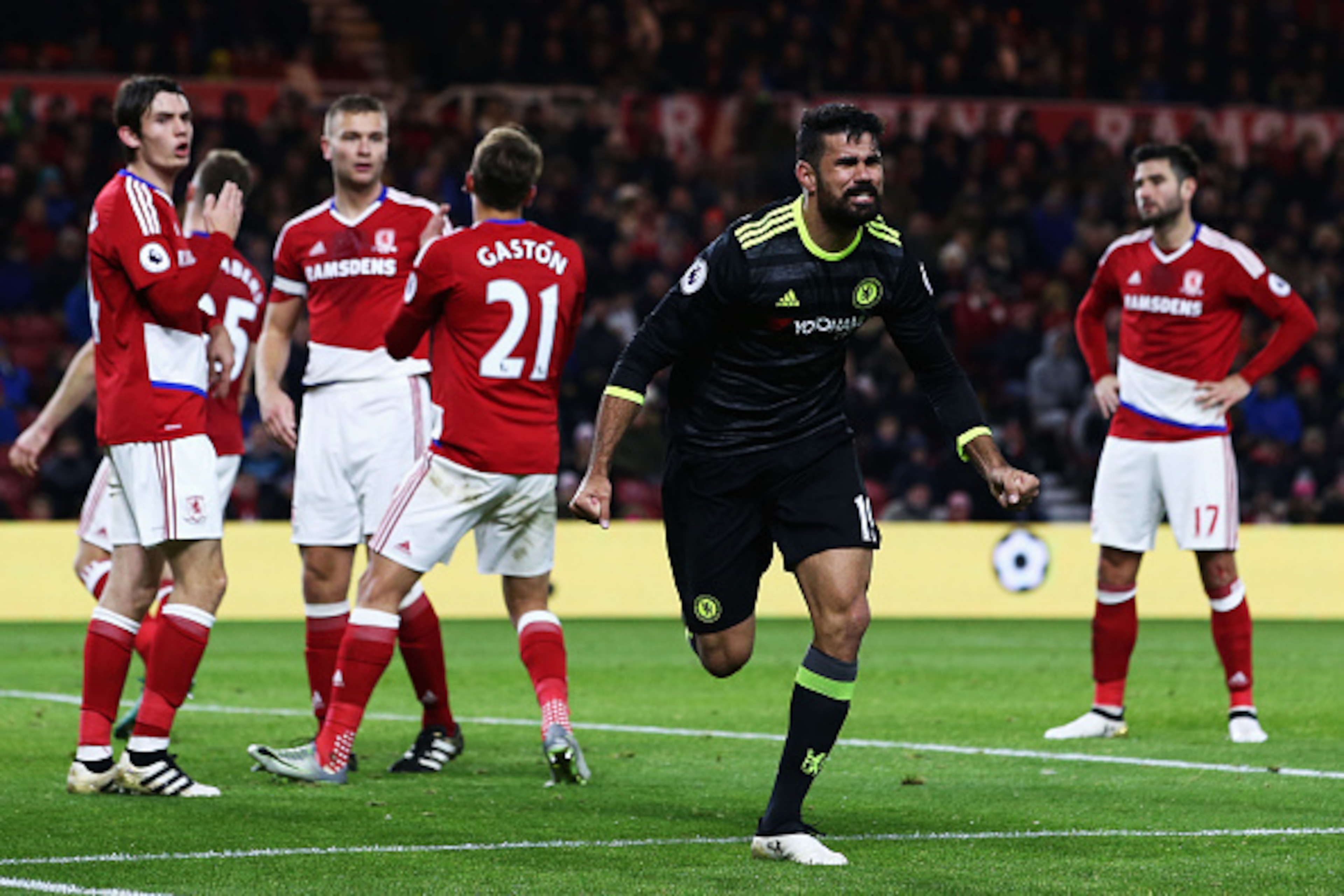 MIDDLESBROUGH, ENGLAND - NOVEMBER 20:  Diego Costa of Chelsea celebrates scoring the opening goal during the Premier League match between Middlesbrough and Chelsea at Riverside Stadium on November 20, 2016 in Middlesbrough, England.  (Photo by Jan Kruger/