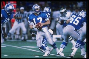 PHILADELPHIA, PA - NOVEMBER 16:  Quarterback Eric Hipple #17 of the Detroit Lions drops back to pass during a game against the Philadelphia Eagles November 16, 1986 at Veterans Stadium in Philadelphia, Pennsylvania.  The Lions won the game 13-11.  (Photo