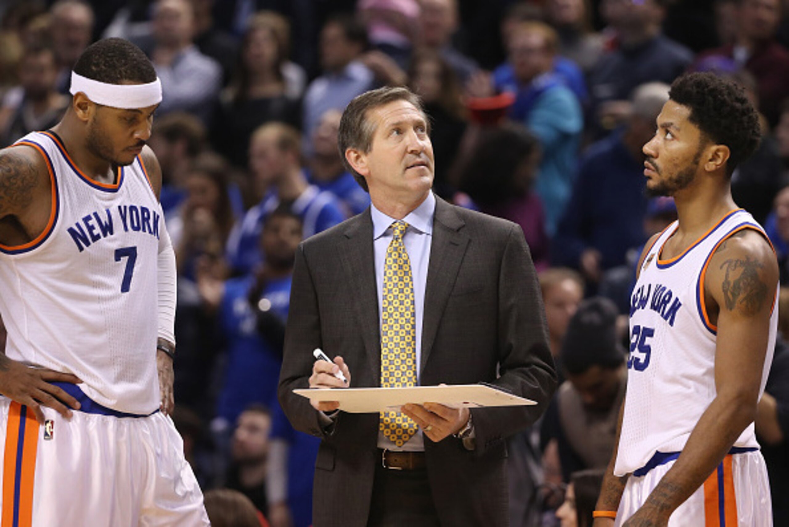TORONTO, ON - NOVEMBER 12: Head coach Jeff Hornacek of the New York Knicks draws up a play as Carmelo Anthony #7 and Derrick Rose #25 look on during NBA game action against the Toronto Raptors at Air Canada Centre on November 12, 2016 in Toronto, Canada. TORONTO, ON - NOVEMBER 12: Head coach Jeff Hornacek of the New York Knicks draws up a play as Carmelo Anthony #7 and Derrick Rose #25 look on during NBA game action against the Toronto Raptors at Air Canada Centre on November 12, 2016 in Toronto, Canada.
