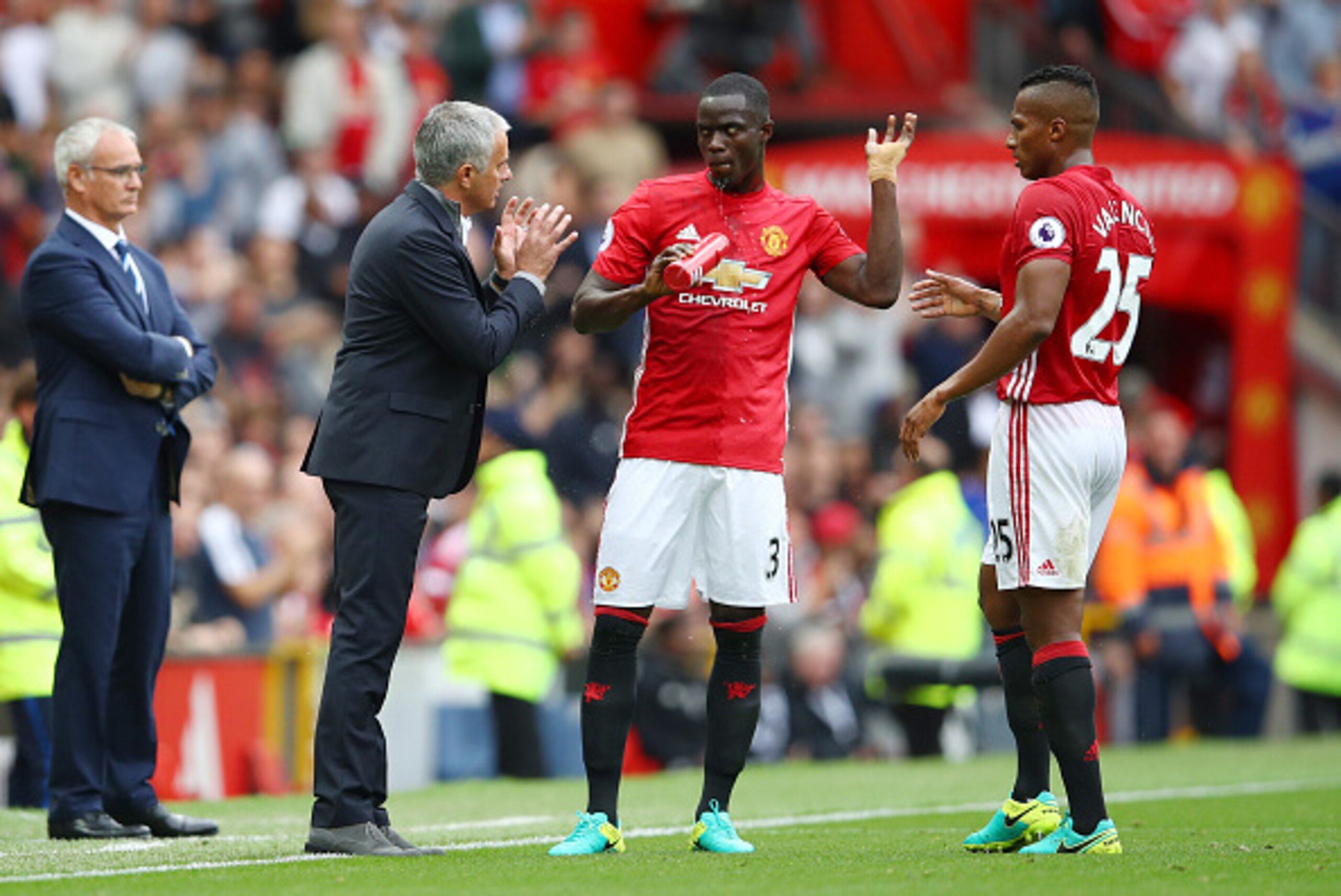 MANCHESTER, ENGLAND - SEPTEMBER 24: Jose Mourinho, Manager of Manchester United gives Eric Bailly of Manchester United and Antonio Valencia of Manchester United instructions during the Premier League match between Manchester United and Leicester City at O