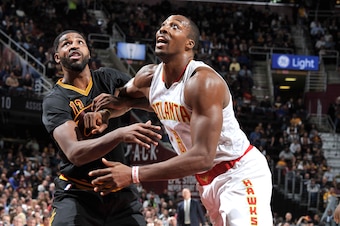 CLEVELAND, OH - NOVEMBER 8:  Dwight Howard #8 of the Atlanta Hawks boxes out Tristan Thompson #13 of the Cleveland Cavaliers on November 8, 2016 at The Quicken Loans Arena in Cleveland, Ohio. NOTE TO USER: User expressly acknowledges and agrees that, by d