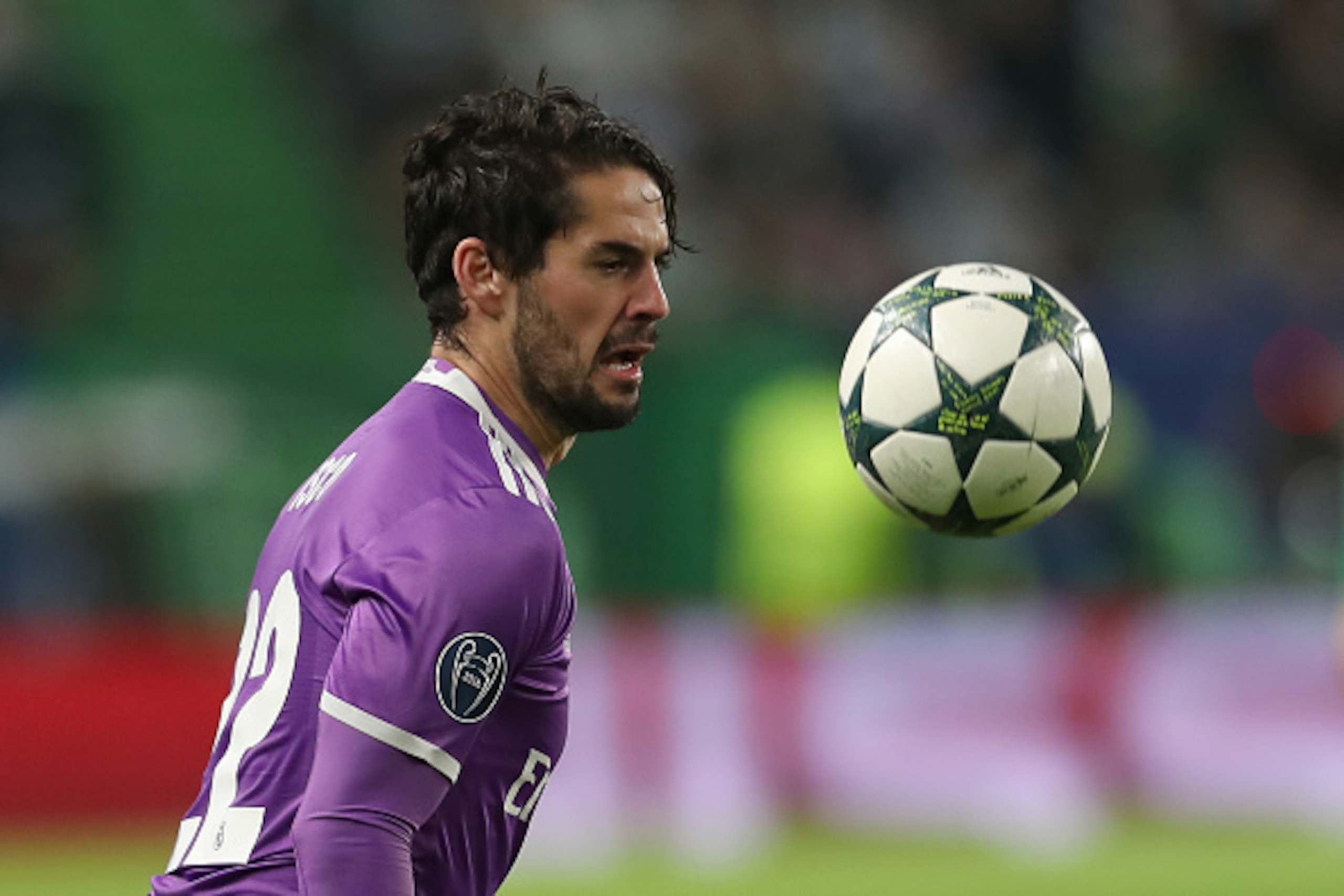 LISBON, PORTUGAL - NOVEMBER 22: Real Madrid's midfielder Isco from Spain during the Sporting Clube de Portugal v Real Madrid CF - UEFA Champions League round five match at Estadio Jose Alvalade on November 22, 2016 in Lisbon, Portugal.  (Photo by Carlos R