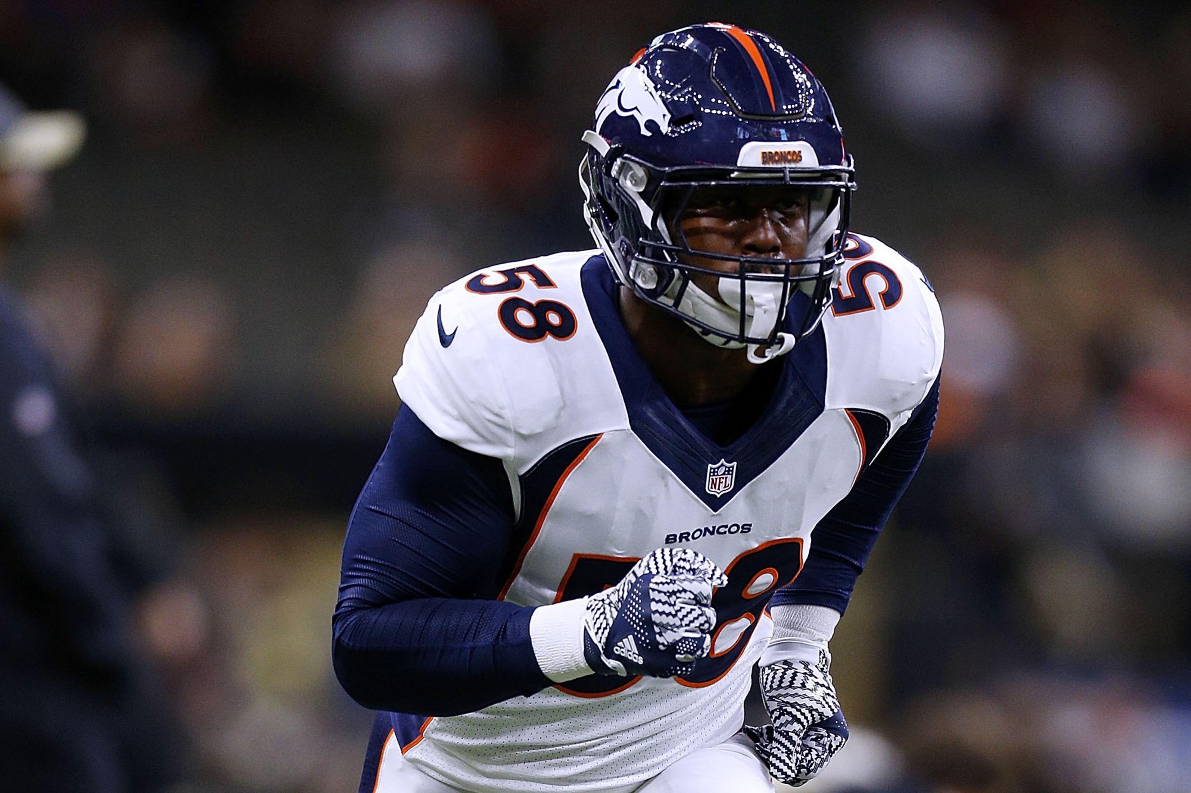 NEW ORLEANS, LA - NOVEMBER 13:  Von Miller #58 of the Denver Broncos warms up during a game against the New Orleans Saints at the Mercedes-Benz Superdome on November 13, 2016 in New Orleans, Louisiana.  (Photo by Jonathan Bachman/Getty Images)