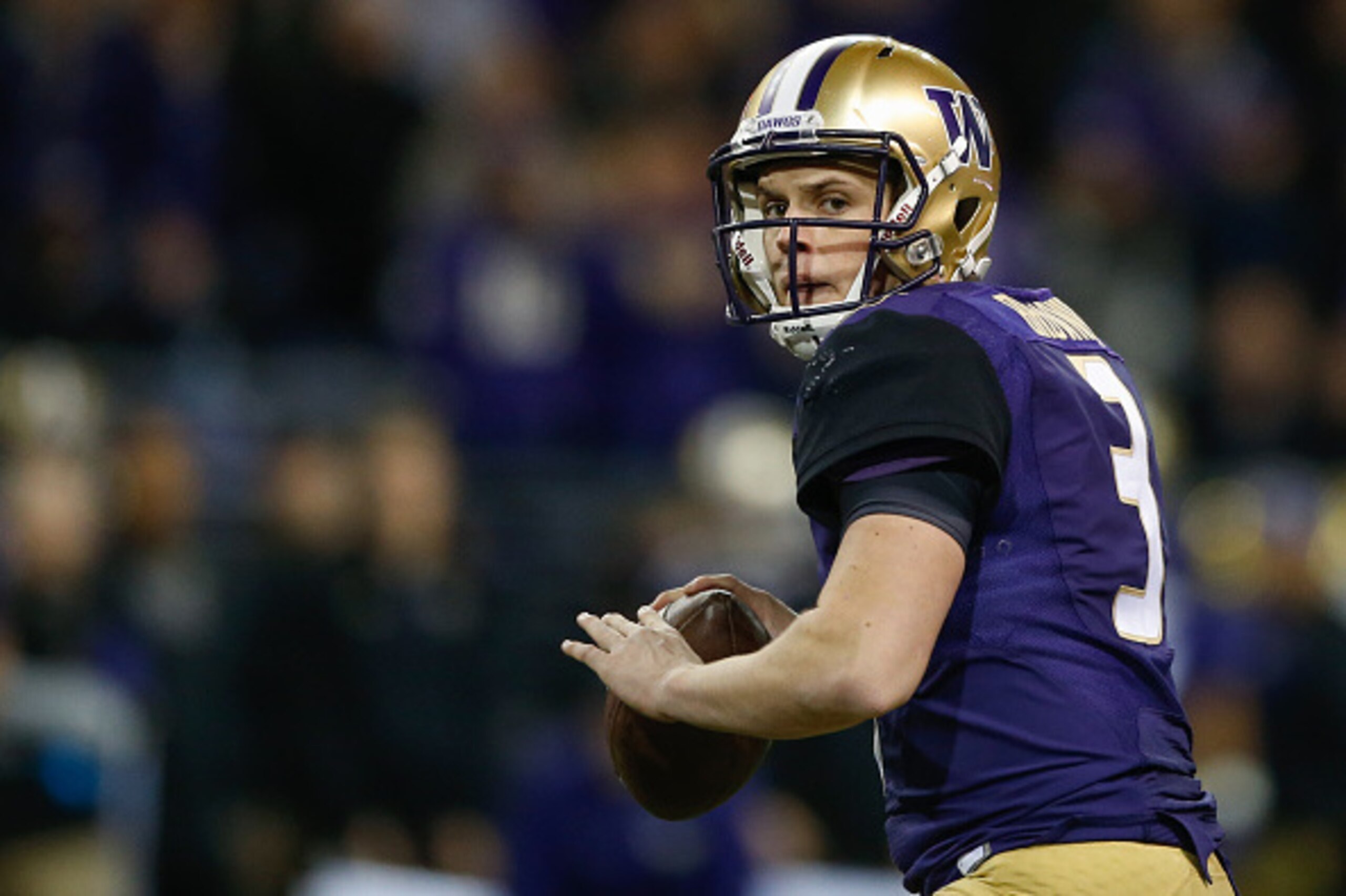 SEATTLE, WA - NOVEMBER 19:  Quarterback Jake Browning #3 of the Washington Huskies looks downfield to pass against the Arizona State Sun Devils on November 19, 2016 at Husky Stadium in Seattle, Washington.  (Photo by Otto Greule Jr/Getty Images)