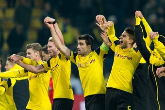 Dortmund, Germany 02.11.2016, UEFA Champions League - 2016/17 Season, Group F - Matchday 4, BV Borussia Dortmund - Sporting Lissabon,  Andre Schuerrle (BVB), Sokratis (BVB) und Marc Bartra (BVB) jubeln nach dem 1:0 sieg    (Photo by TF-Images/Getty Images