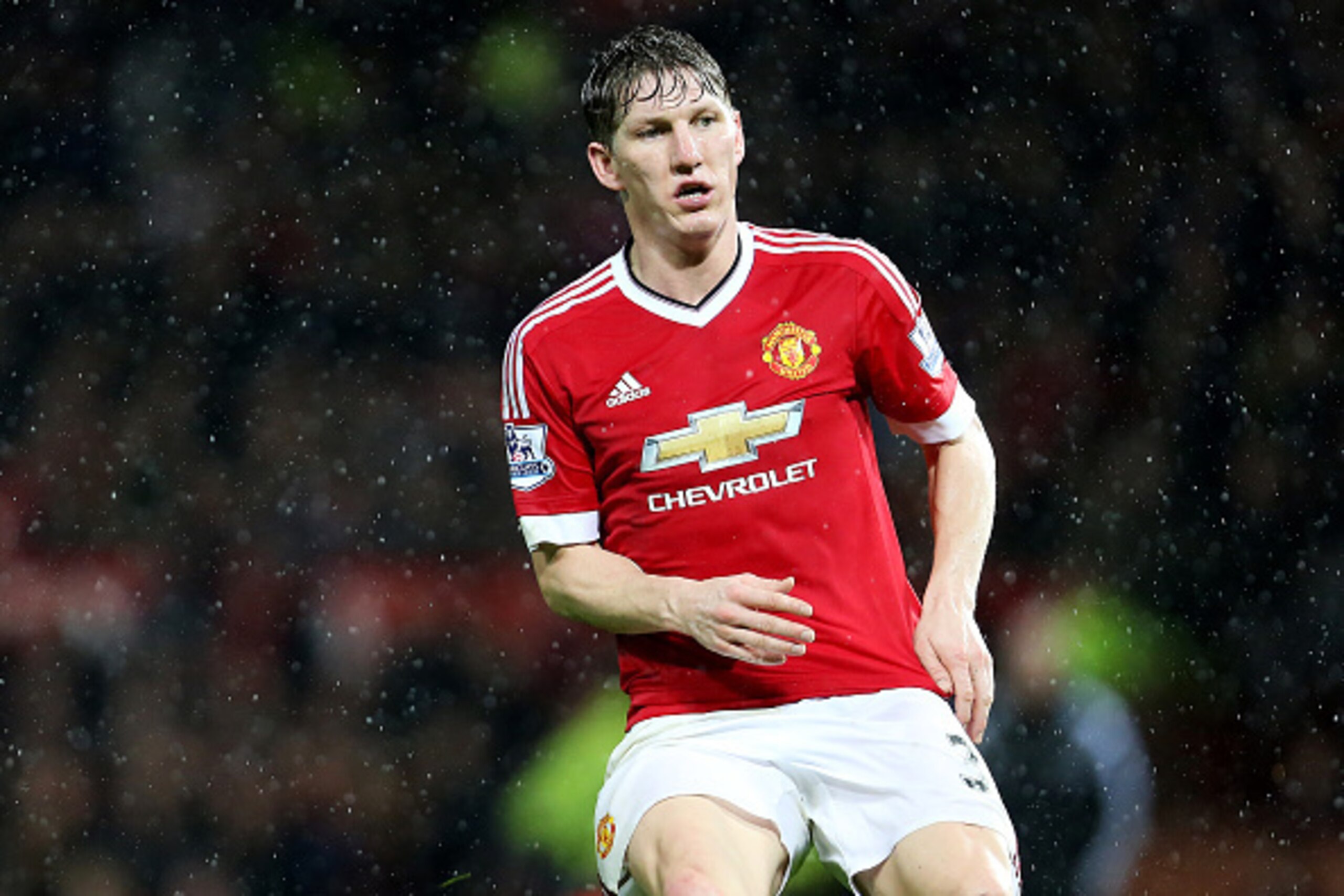 MANCHESTER, ENGLAND - JANUARY 02: Bastian Schweinsteiger of Manchester United during the Barclays Premier League match between Manchester United and Swansea City at Old Trafford on January 2, 2016 in Manchester, England.  (Photo by James Baylis - AMA/Gett