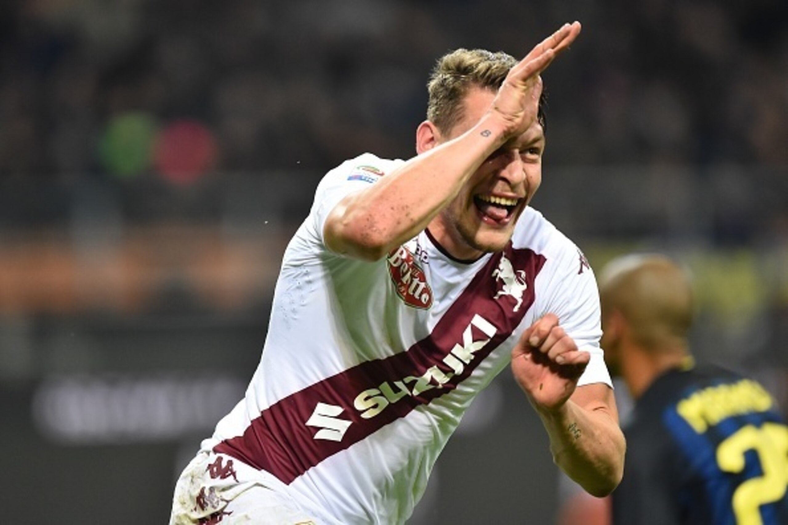 Torino's forward from Italy Andrea Belotti celebrates after scoring during the Italian Serie A football match Inter Milan vs Torino at 'San Siro' Stadium in Milan on October 26, 2016.  / AFP / GIUSEPPE CACACE        (Photo credit should read GIUSEPPE CACA