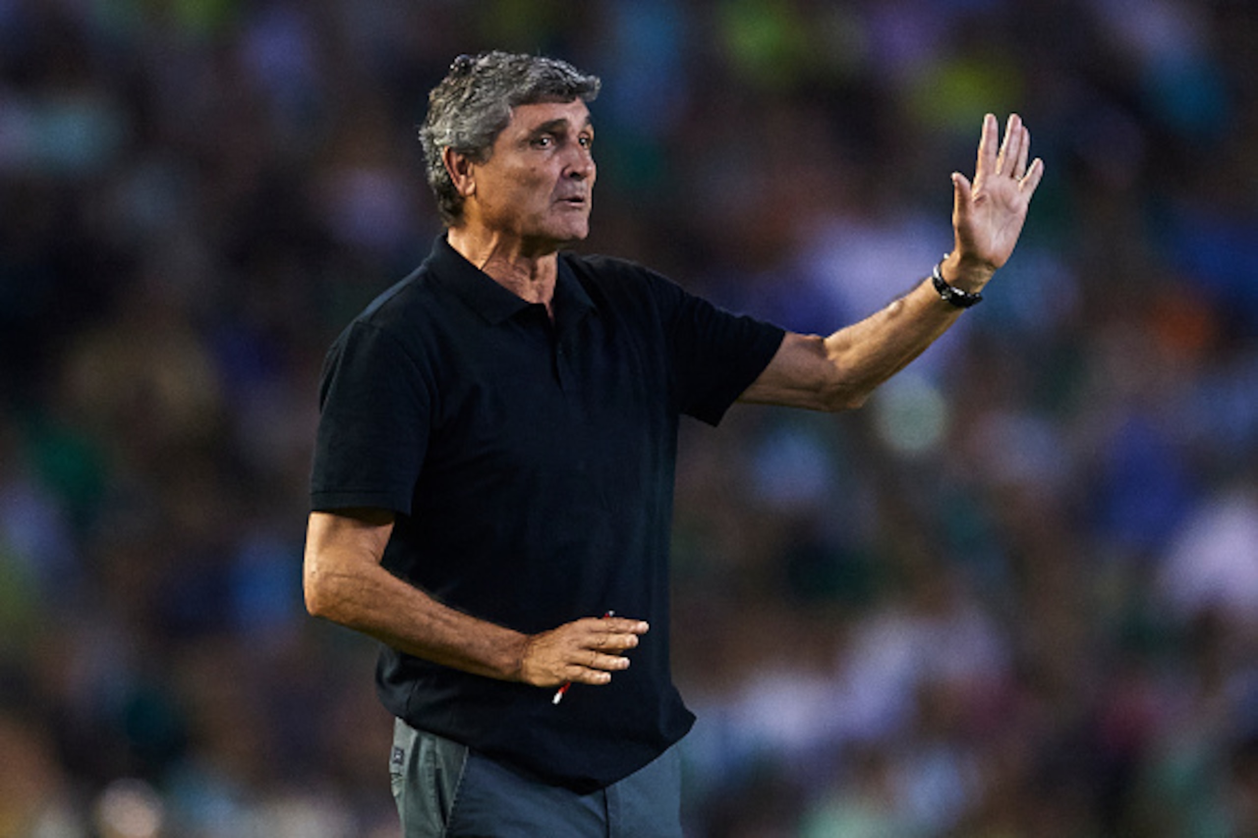 SEVILLE, SPAIN - SEPTEMBER 23:  Head Coach of Malaga CF Juande Ramos reacts  during the match between Real Betis Balompie vs Malaga CF as part of La Liga at Benito Villamarin stadium on September 23, 2016 in Seville, Spain.  (Photo by Aitor Alcalde Colome