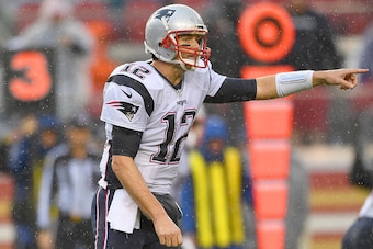 SANTA CLARA, CA - NOVEMBER 20:  Tom Brady #12 of the New England Patriots calls out offensive signals against the San Francisco 49ers in the second quarter of their NFL football game at Levi's Stadium on November 20, 2016 in Santa Clara, California.  (Pho