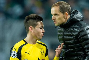 Dortmund, Germany 02.11.2016, UEFA Champions League - 2016/17 Season, Group F - Matchday 4, BV Borussia Dortmund - Sporting Lissabon,  Raphael Guerreiro (BVB) und Trainer Thomas Tuchel (BVB)    (Photo by TF-Images/Getty Images)