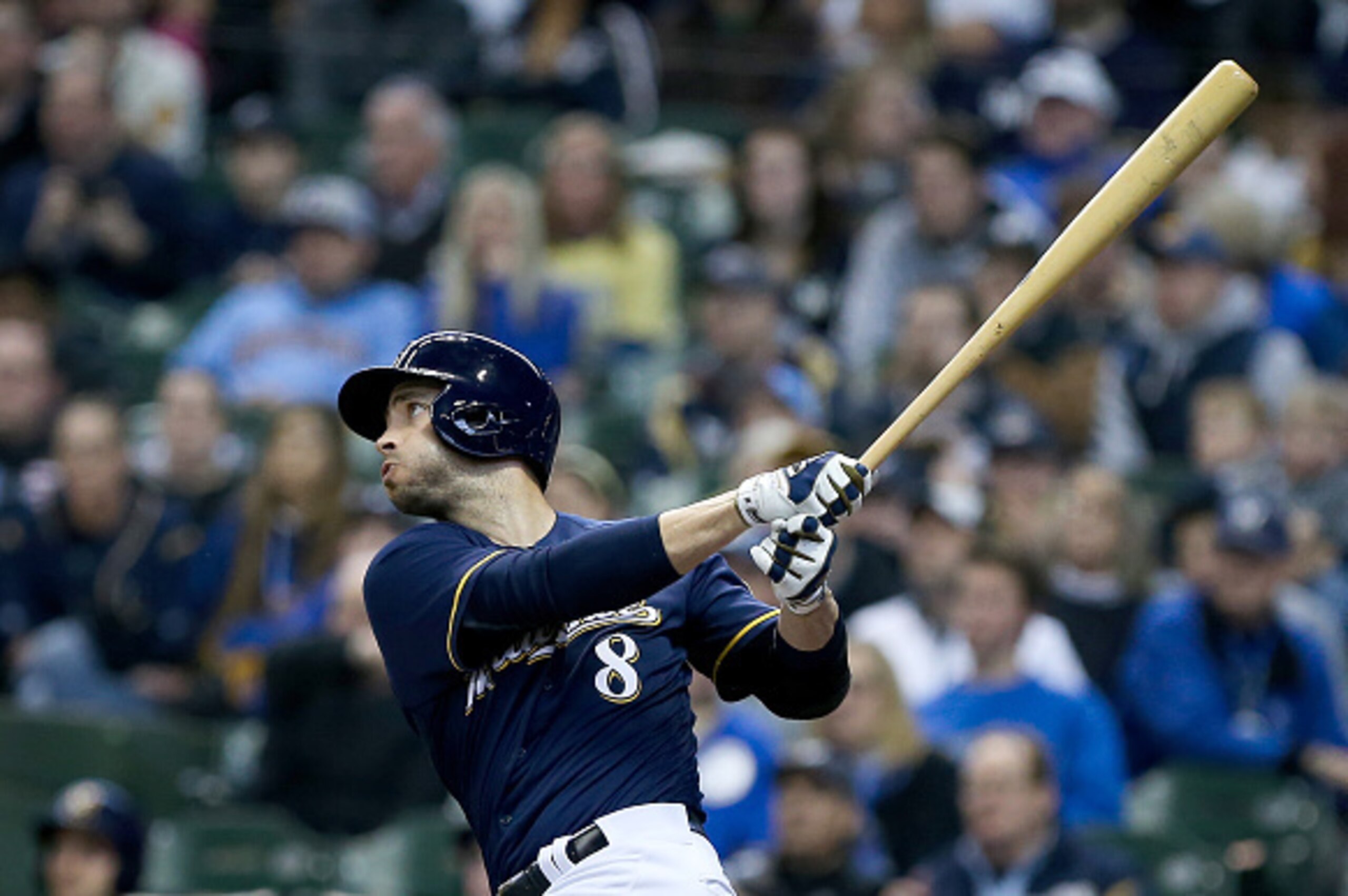 MILWAUKEE, WISCONSIN - APRIL 10:  Ryan Braun #8 of Milwaukee Brewers flies out in the sixth inning against the Houston Astros at Miller Park on April 10, 2016 in Milwaukee, Wisconsin. (Photo by Dylan Buell/Getty Images)
