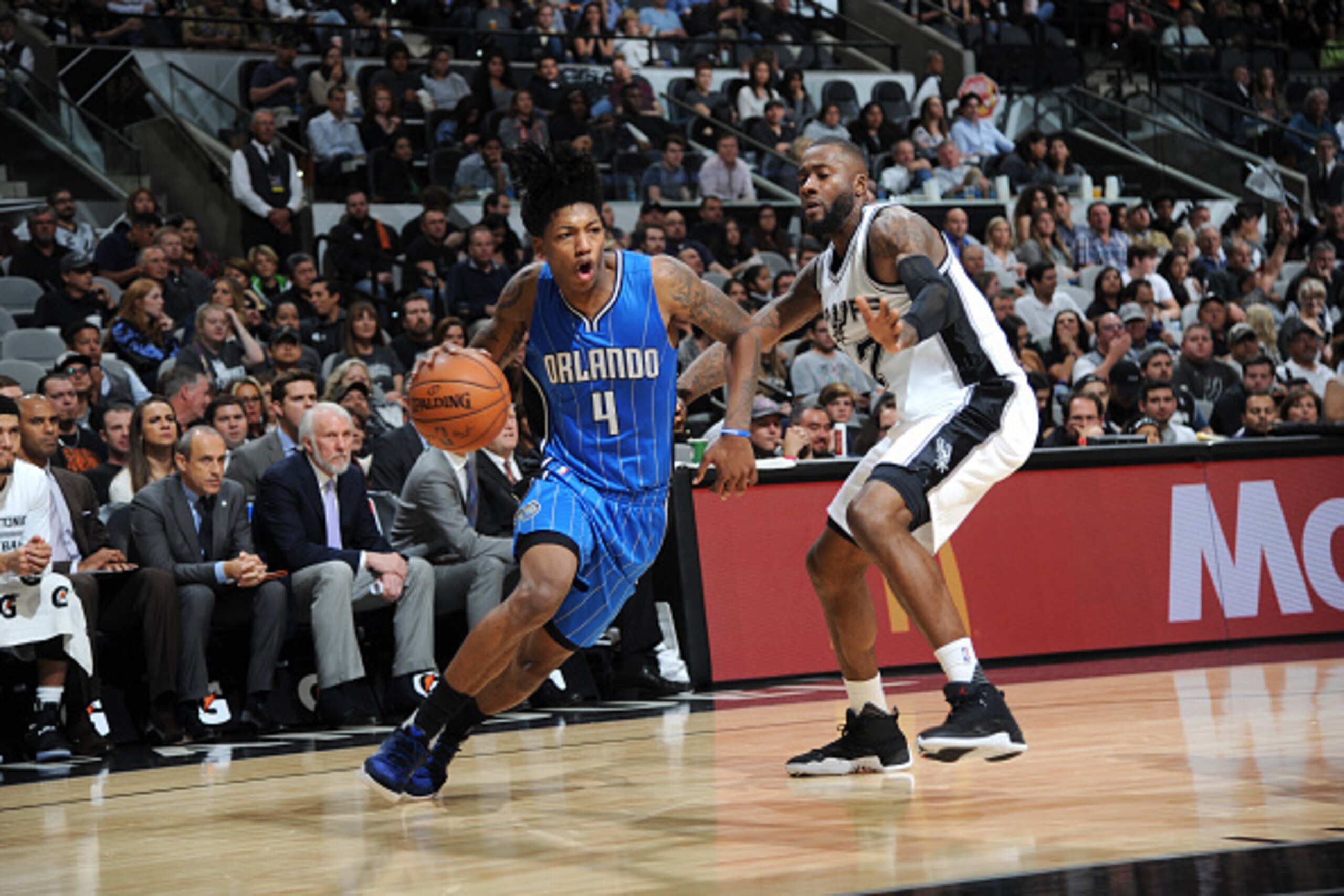 SAN ANTONIO, TX - NOVEMBER 29: Elfrid Payton #4 of the Orlando Magic drives to the basket during the game against the San Antonio Spurs on November 29, 2016 at the AT&T Center in San Antonio, Texas. NOTE TO USER: User expressly acknowledges and agrees tha