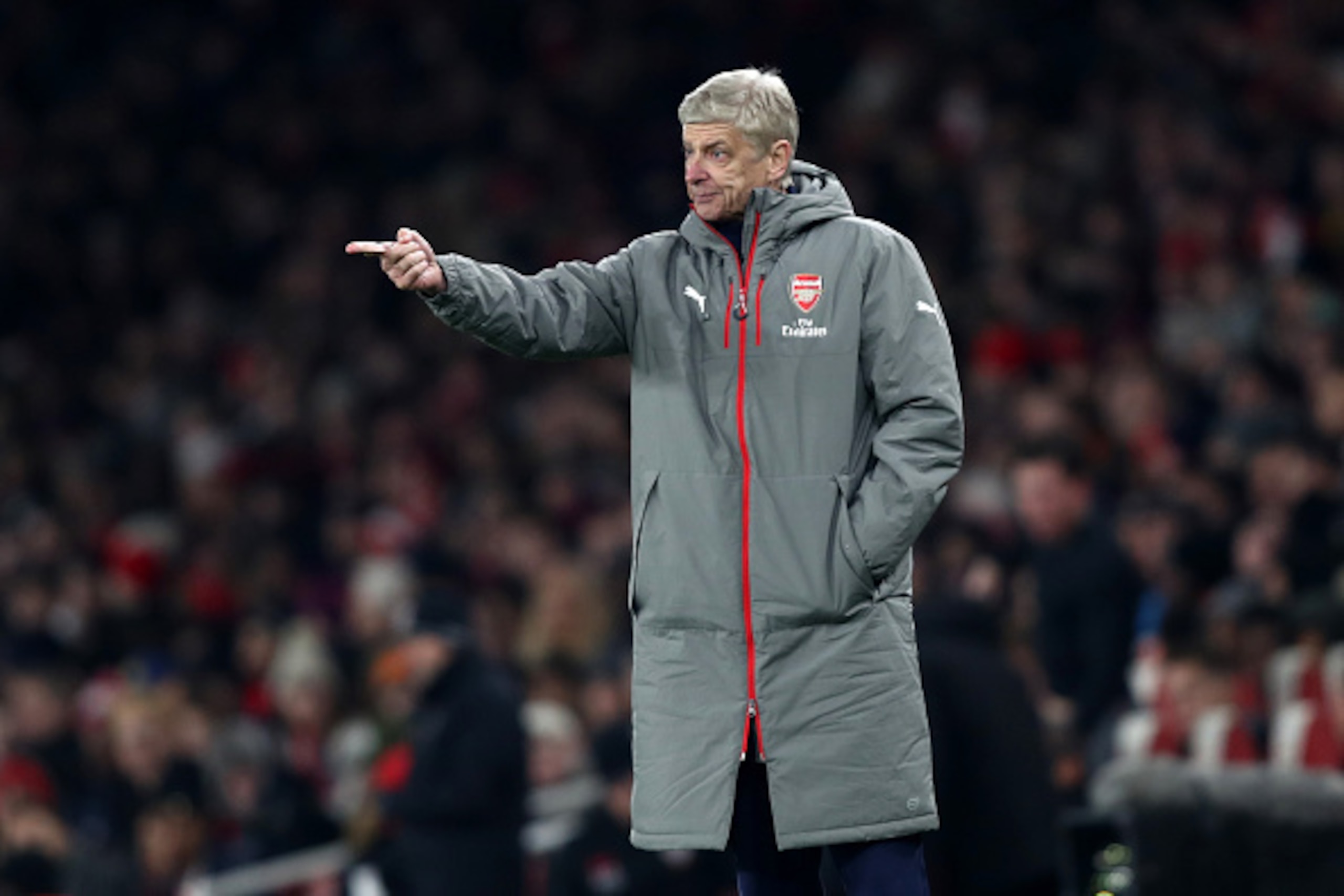 LONDON, ENGLAND - NOVEMBER 30: Arsene Wenger, Manager of Arsenal gives instructions during the EFL Cup quarter final match between Arsenal and Southampton at the Emirates Stadium on November 30, 2016 in London, England. (Photo by Clive Rose/Getty Images LONDON, ENGLAND - NOVEMBER 30: Arsene Wenger, Manager of Arsenal gives instructions during the EFL Cup quarter final match between Arsenal and Southampton at the Emirates Stadium on November 30, 2016 in London, England. (Photo by Clive Rose/Getty Images