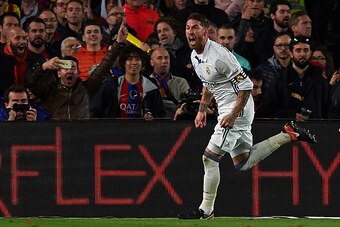 BARCELONA, SPAIN - DECEMBER 03:  Sergio Ramos of Real Madrid CF celebrates after scoring the first goal during the La Liga match between FC Barcelona and Real Madrid CF at Camp Nou stadium on December 03, 2016 in Barcelona, Spain.  (Photo by Manuel Queima