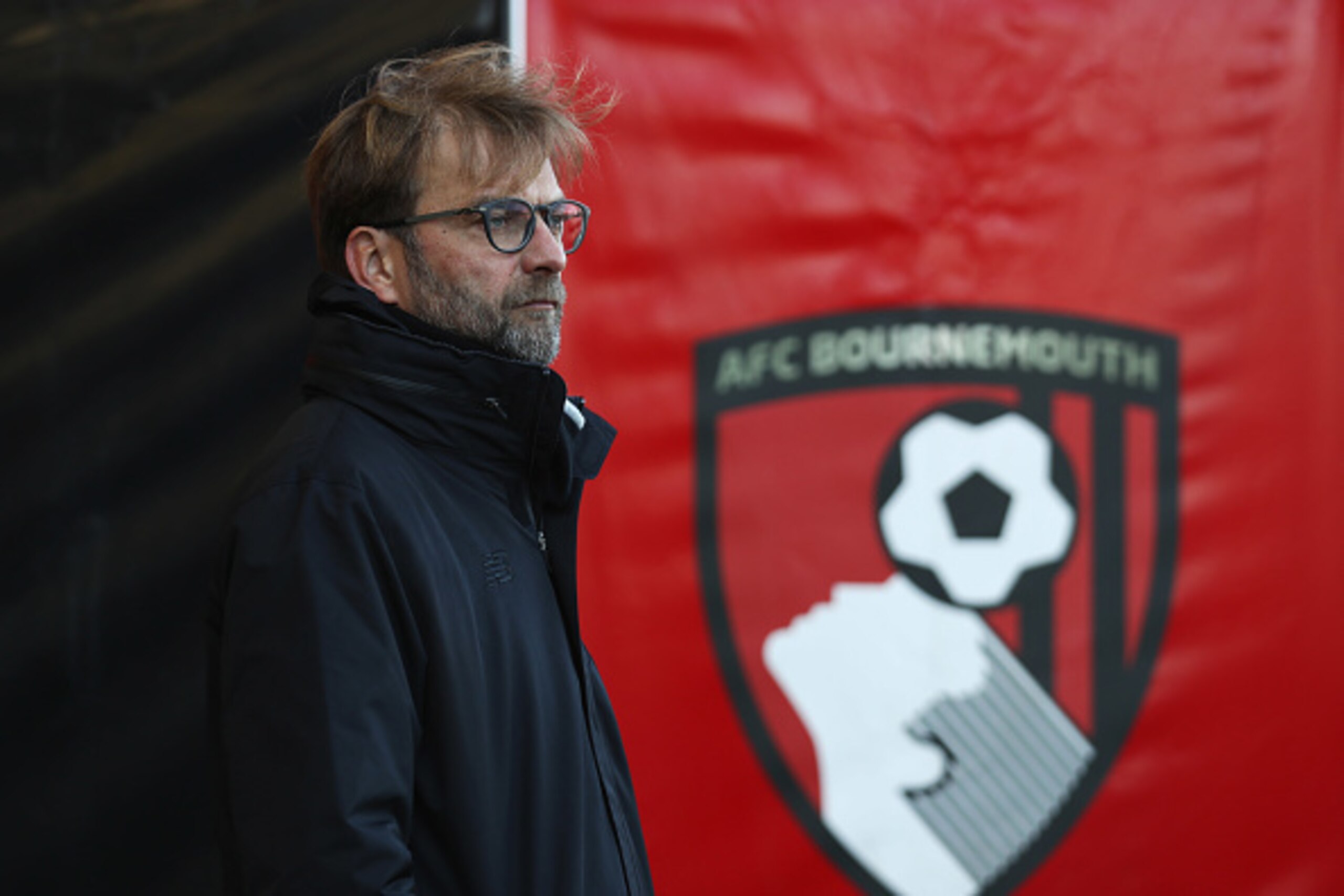 BOURNEMOUTH, ENGLAND - DECEMBER 04: Jurgen Klopp manager of Liverpool looks on prior to the Premier League match between AFC Bournemouth and Liverpool at Vitality Stadium on December 4, 2016 in Bournemouth, England. (Photo by Bryn Lennon/Getty Images) BOURNEMOUTH, ENGLAND - DECEMBER 04: Jurgen Klopp manager of Liverpool looks on prior to the Premier League match between AFC Bournemouth and Liverpool at Vitality Stadium on December 4, 2016 in Bournemouth, England. (Photo by Bryn Lennon/Getty Images)