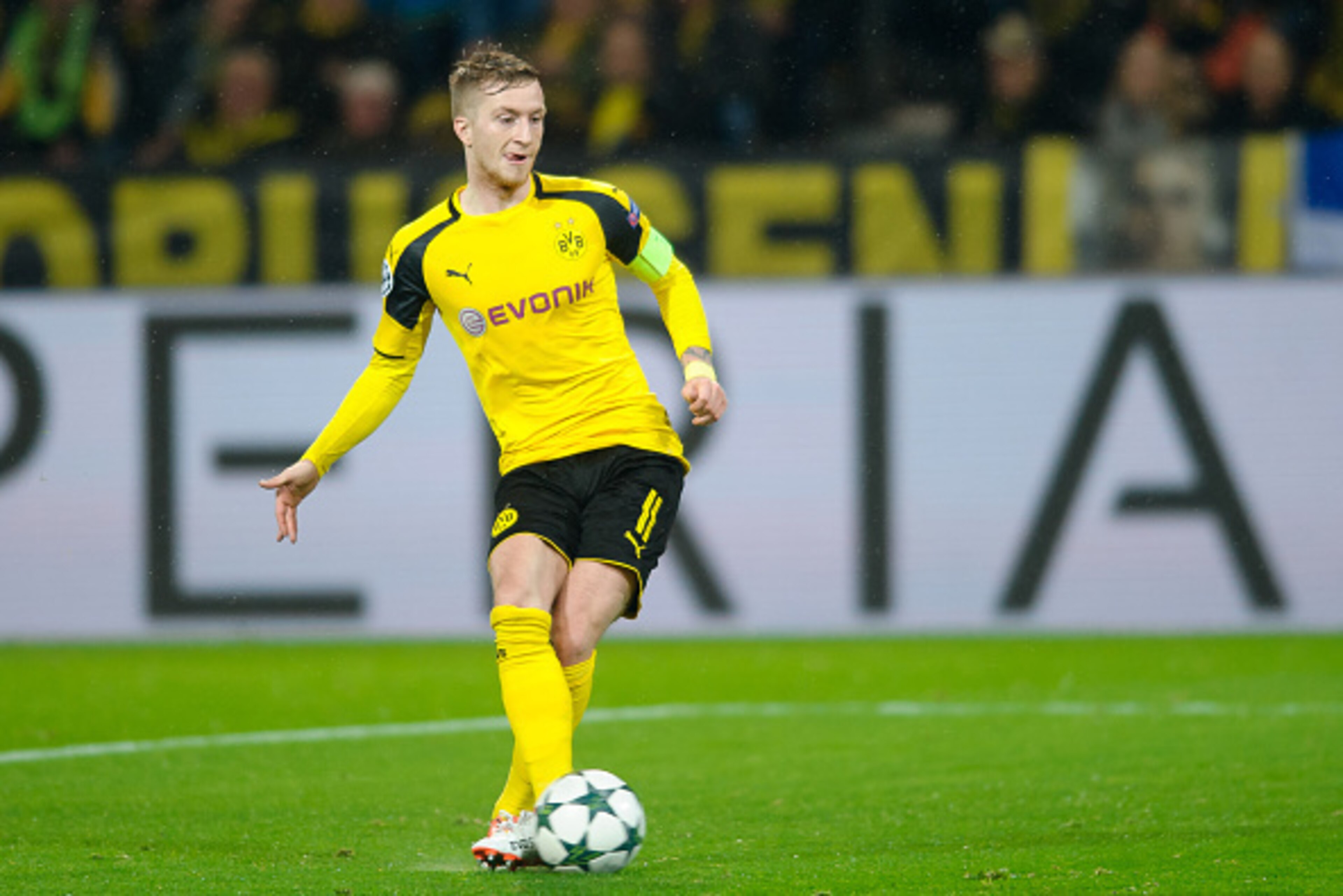 2016.11.22 Dortmund
Pilka nozna UEFA Liga Mistrzow sezon 2016/2017
Borussia Dortmund - Legia Warszawa
N/z Marco Reus
Foto Pawel Andrachiewicz / PressFocus

2016.11.22 Dortmund
Football UEFA Champions League season 2016/2017
Borussia Dortmund - Legia Warsa
