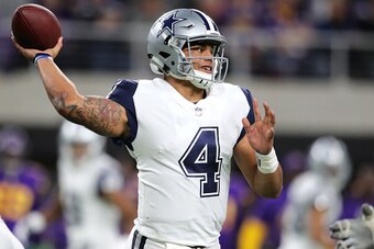 MINNEAPOLIS, MN - DECEMBER 1: Dak Prescott #4 of the Dallas Cowboys drops back to pass the ball in the first half of the game against the Minnesota Vikings on December 1, 2016 at US Bank Stadium in Minneapolis, Minnesota. (Photo by Adam Bettcher/Getty Ima
