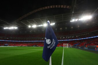 LONDON, ENGLAND - NOVEMBER 02: General view of a Tottenham corner flag inside the stadium before the UEFA Champions League match between Tottenham Hotspur FC and Bayer 04 Leverkusen at Wembley Stadium on November 2, 2016 in London, England. (Photo by Cath