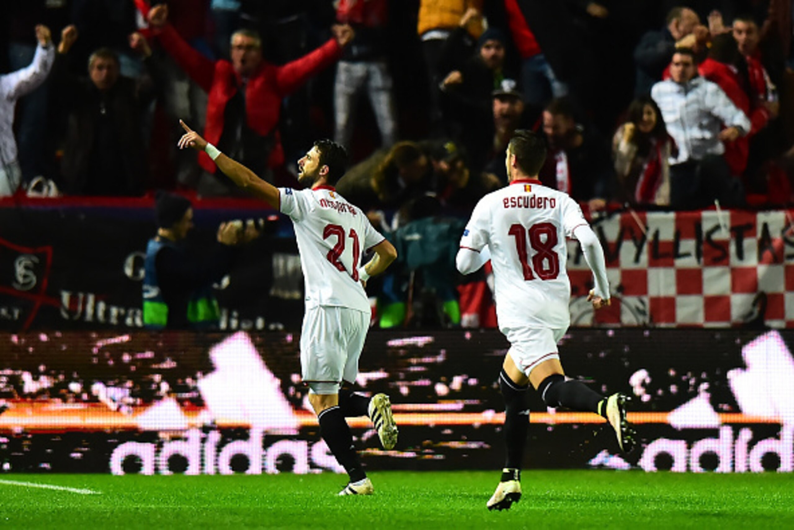 SEVILLE, SPAIN - NOVEMBER 22:  Nicolas Pareja of Sevilla celebrates scoring the first goal during the UEFA Champions League match between Sevilla FC and Juventus at Estadio Ramon Sanchez Pizjuan on November 22, 2016 in Seville, Spain.  (Photo by Richard M