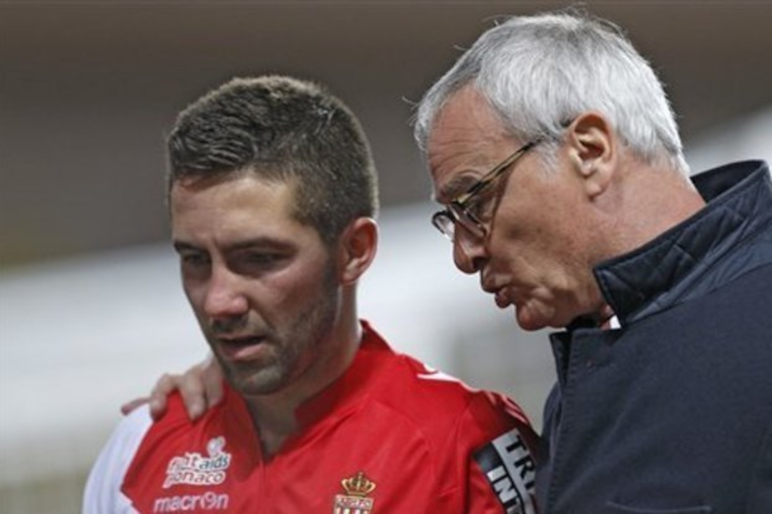 Pictured here with Joao Moutinho, Claudio Ranieri was a popular figure before Jardim replaced him.