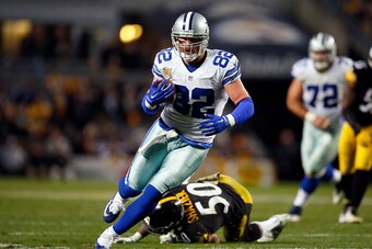 PITTSBURGH, PA - NOVEMEBER 13:  Jason Witten #82 of the Dallas Cowboys in action against the Pittsburgh Steelers on November 13, 2016 at Heinz Field in Pittsburgh, Pennsylvania.  (Photo by Justin K. Aller/Getty Images)