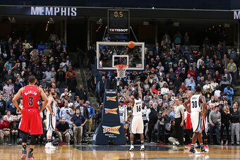 MEMPHIS, TN - DECEMBER 8:  Toney Douglas #16 of the Memphis Grizzlies shoots the game winning free throw during a game against the Portland Trail Blazers on December 8, 2016 at FedExForum in Memphis, Tennessee. NOTE TO USER: User expressly acknowledges an