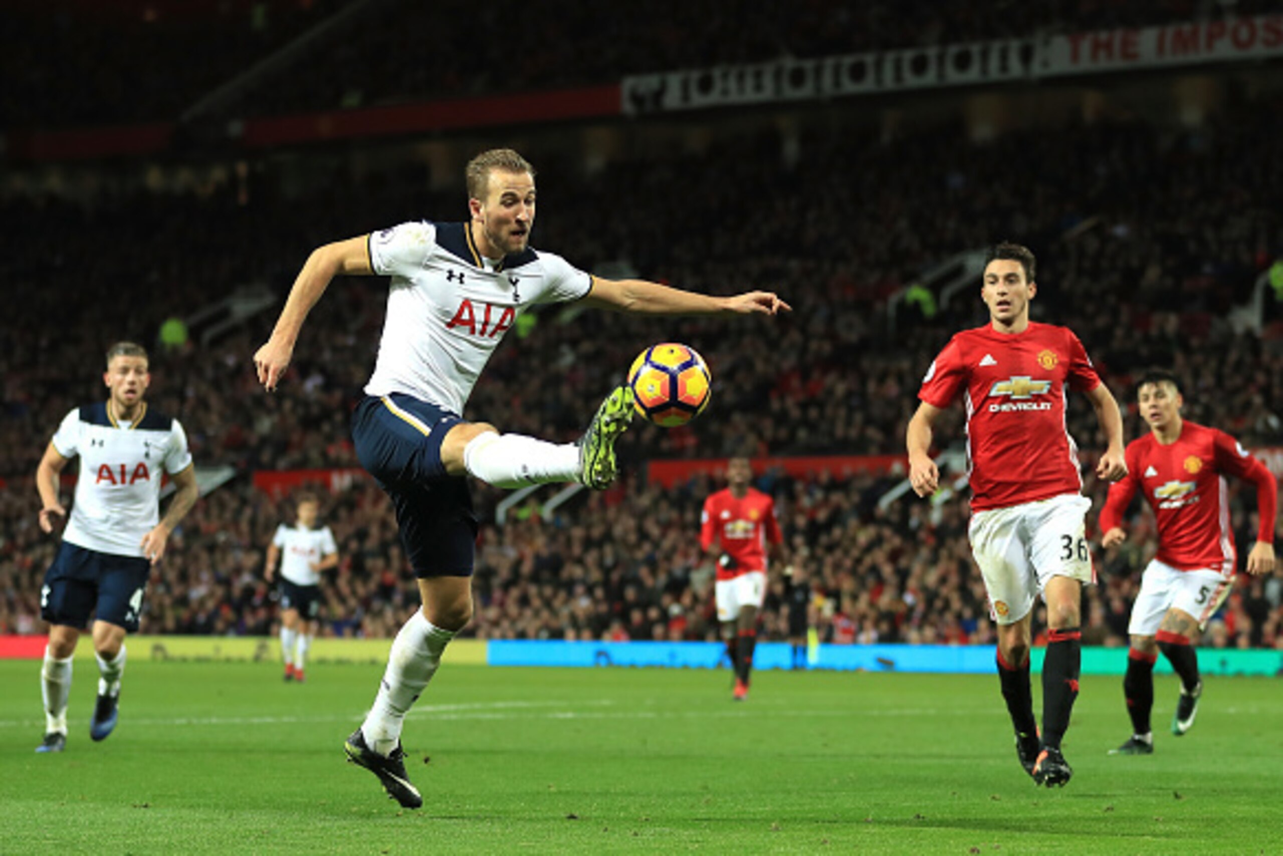 MANCHESTER, ENGLAND - DECEMBER 11: Harry Kane of Tottenham Hotspur controls the ball during the Premier League match between Manchester United and Tottenham Hotspur at Old Trafford on December 11, 2016 in Manchester, England.  (Photo by Richard Heathcote/