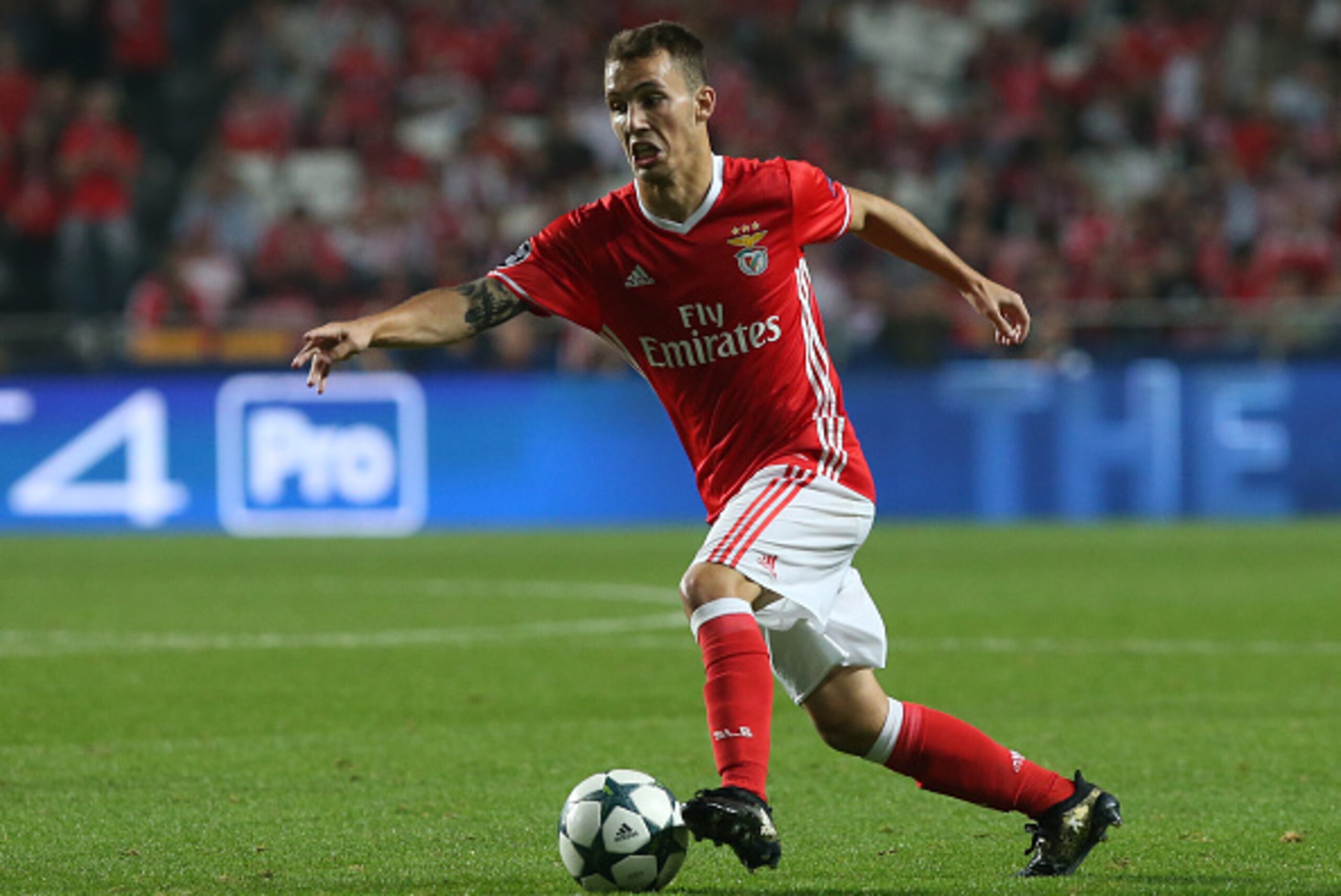 LISBON, PORTUGAL - NOVEMBER 1: SL Benfica's defender from Spain Alex Grimaldo in action during the UEFA Champions League match between SL Benfica and FC Dynamo Kyiv at Estadio da Luz on November 1, 2016 in Lisbon, Portugal. (Photo by Gualter Fatia/Getty LISBON, PORTUGAL - NOVEMBER 1: SL Benfica's defender from Spain Alex Grimaldo in action during the UEFA Champions League match between SL Benfica and FC Dynamo Kyiv at Estadio da Luz on November 1, 2016 in Lisbon, Portugal. (Photo by Gualter Fatia/Getty